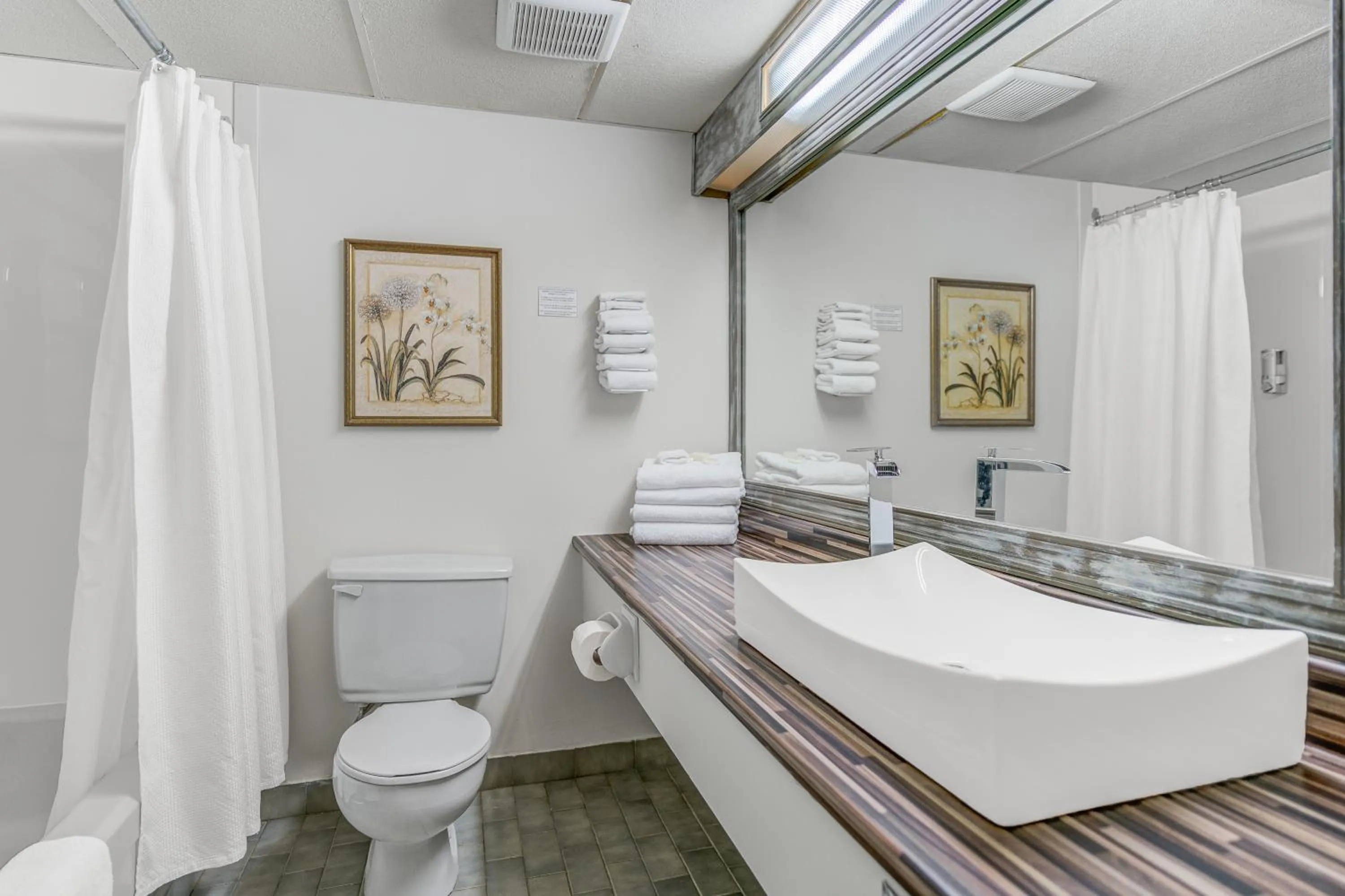 Bathroom in Manoir Lac-Etchemin