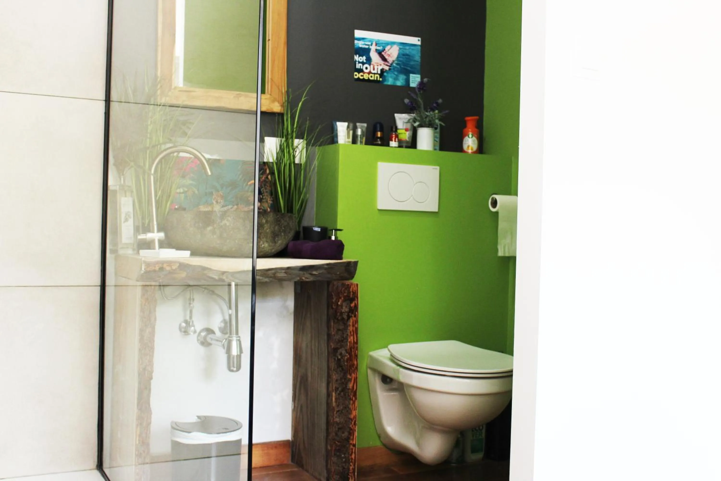 Bathroom in Chez Madame Irma