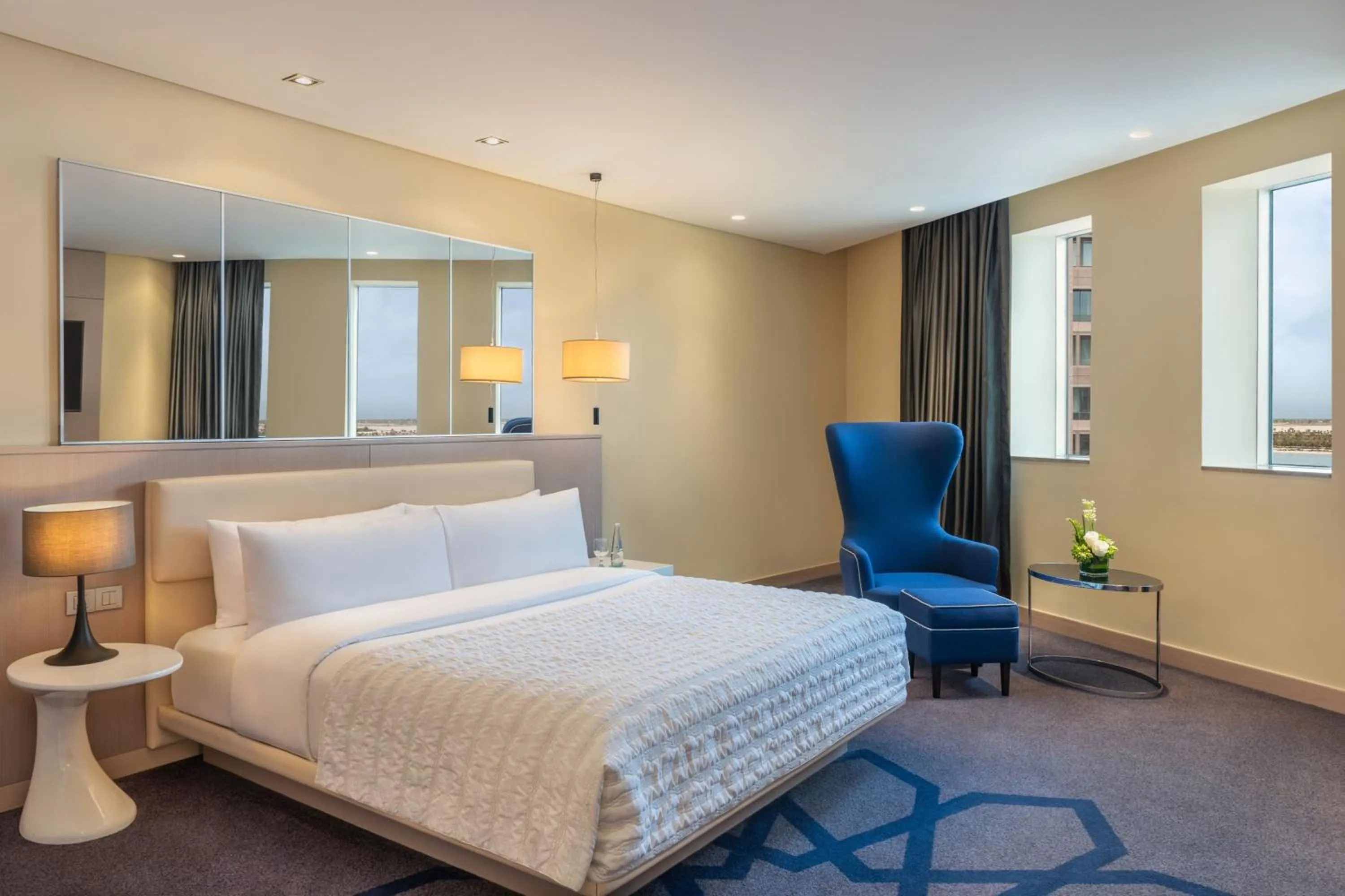 Bedroom, Bed in Le Royal Meridien Abu Dhabi