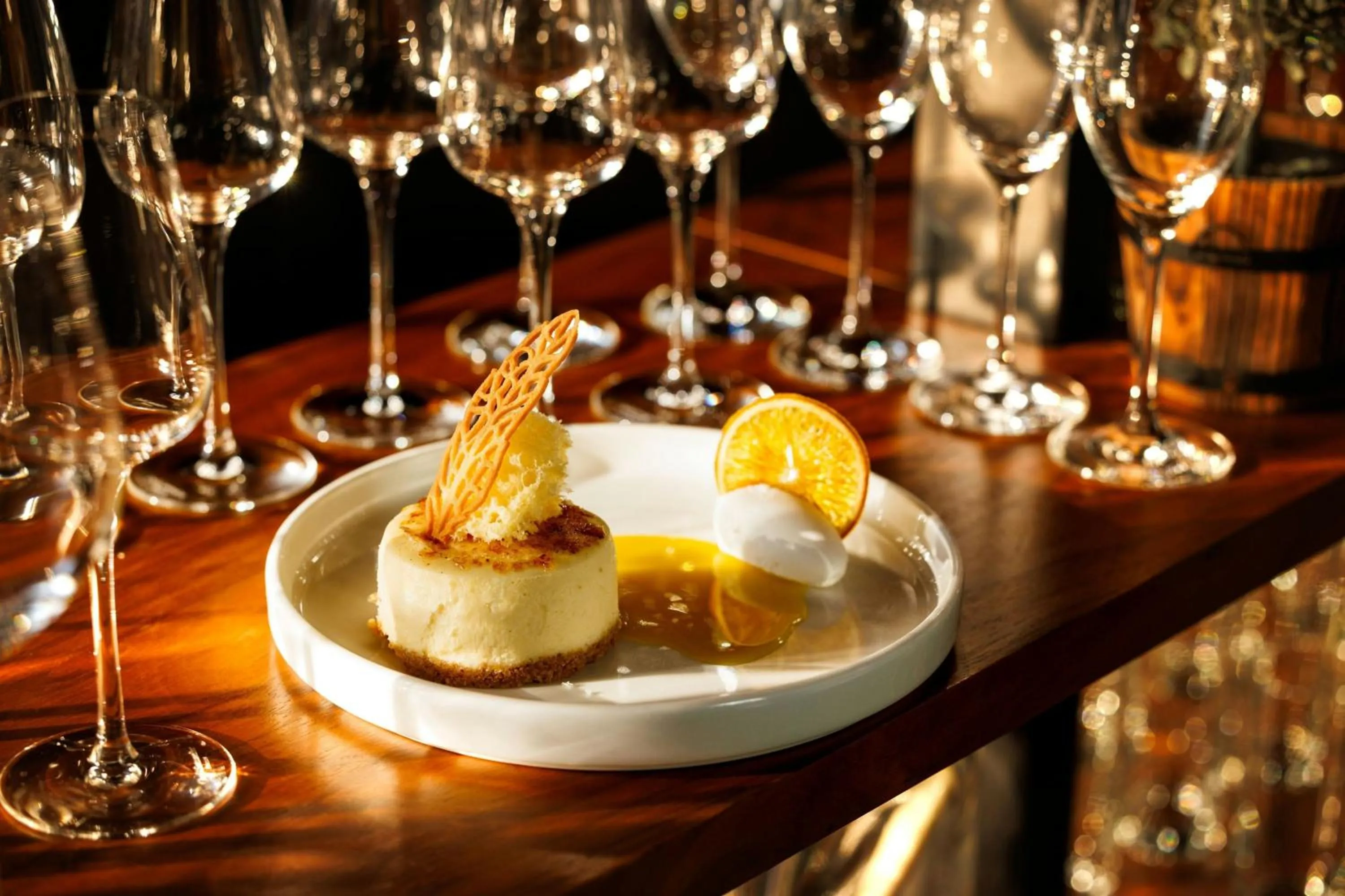 Kitchen or kitchenette in Le Royal Meridien Abu Dhabi