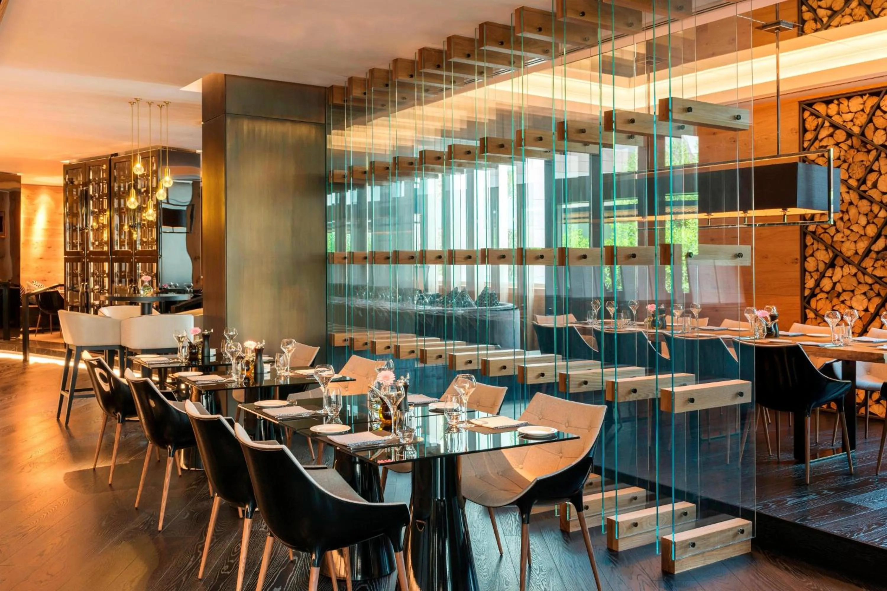 Restaurant/places to eat in Le Royal Meridien Abu Dhabi