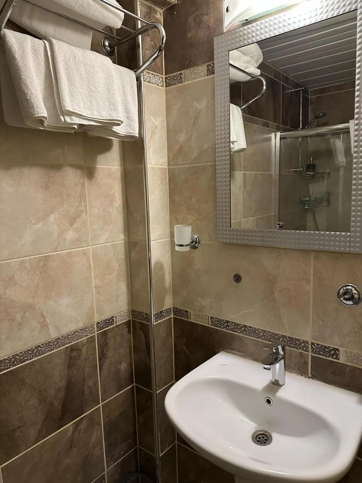 Shower in Barby Butik Otel