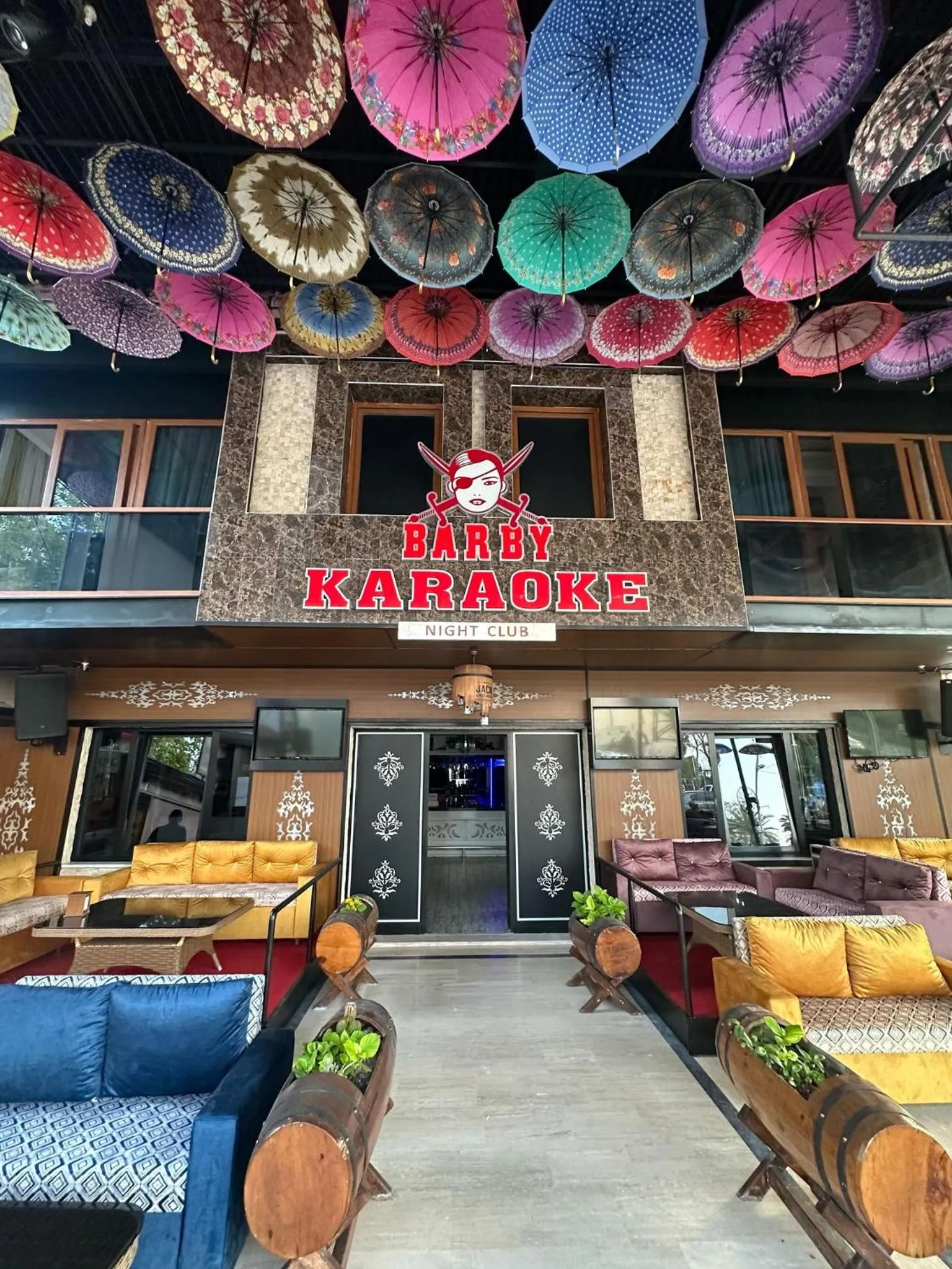 Karaoke in Barby Butik Otel