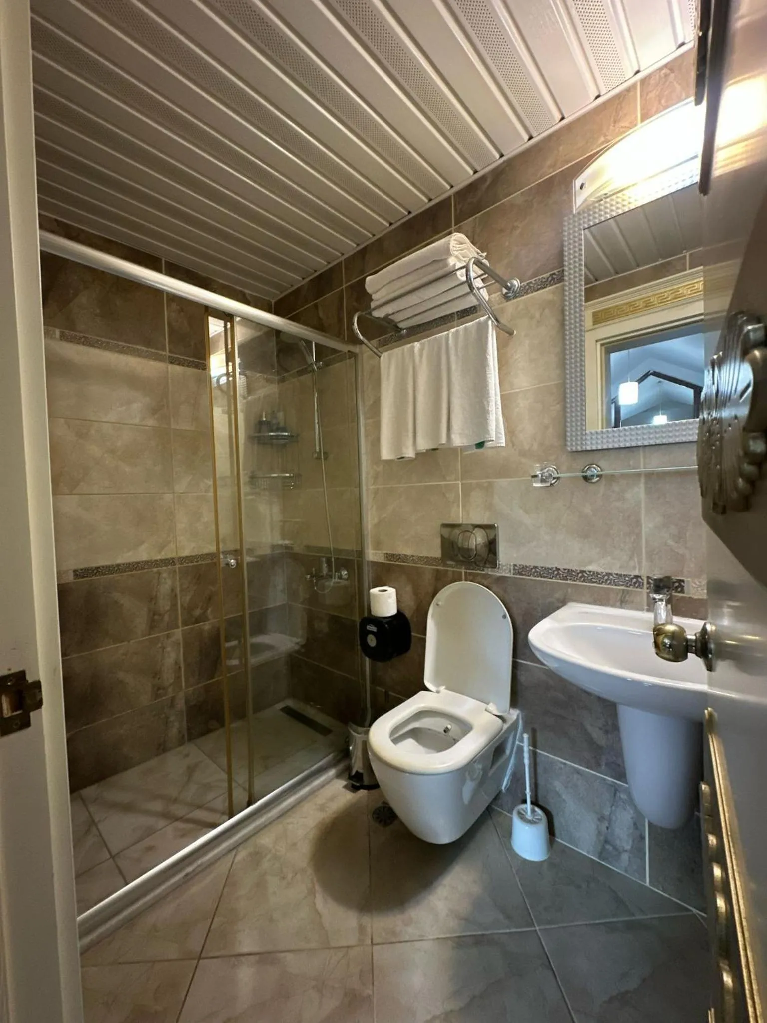 Shower in Barby Butik Otel