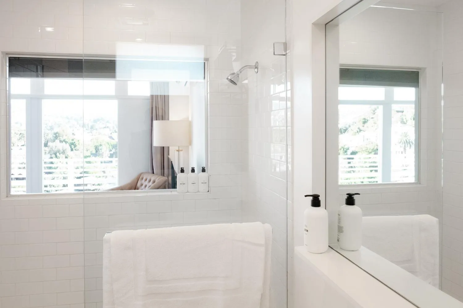 Toilet in Hollywood Hills Hotel