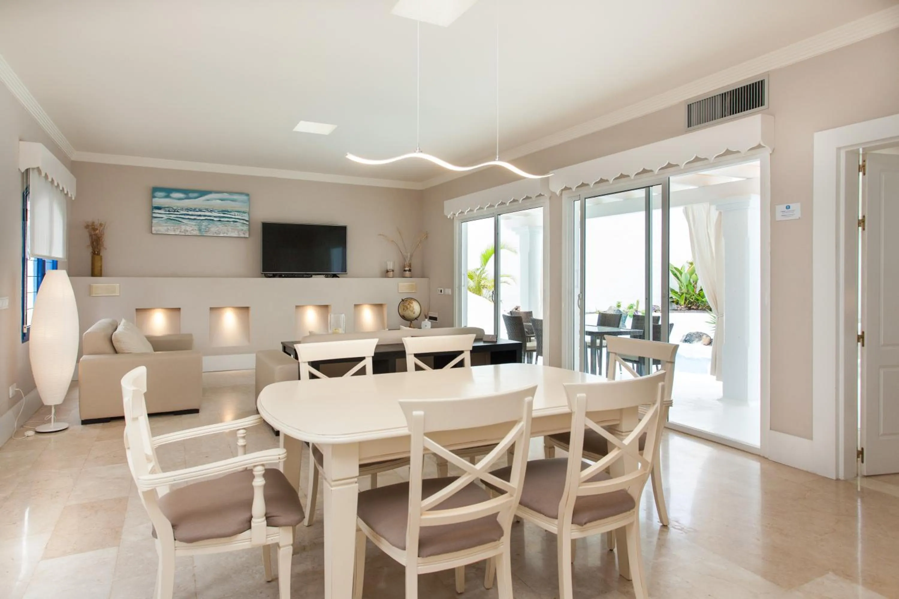 Villa 82