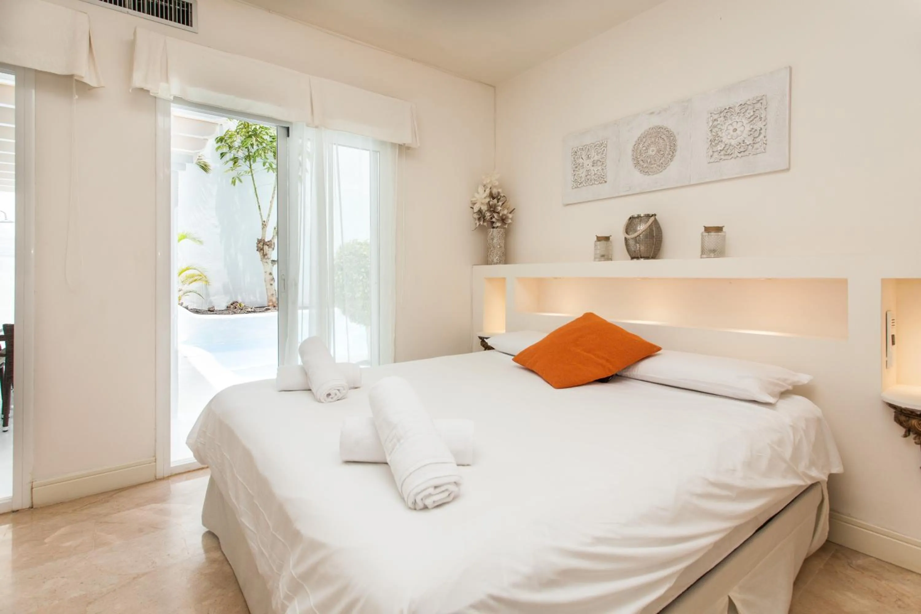 Bed in Villa 82