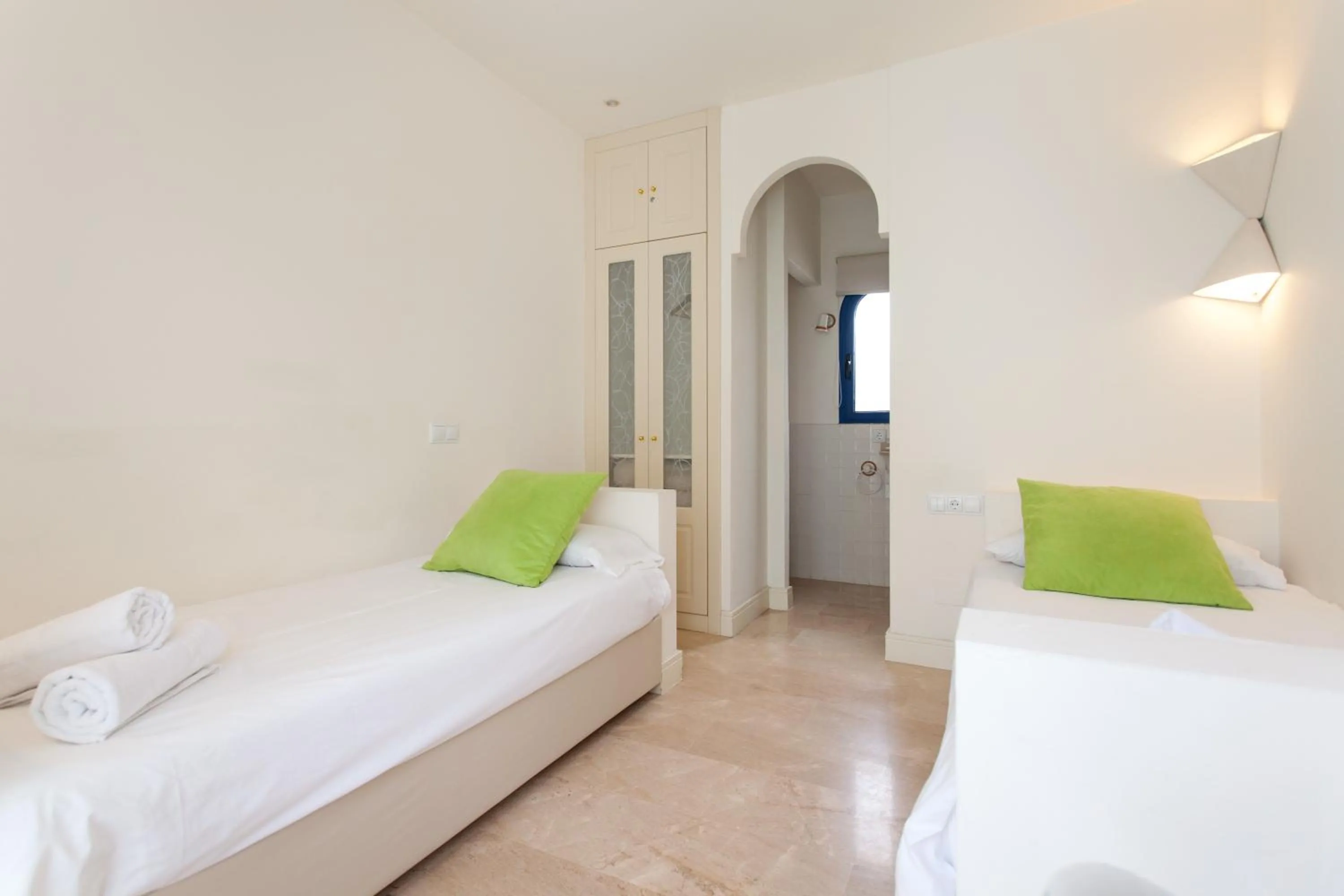 Bed in Villa 82