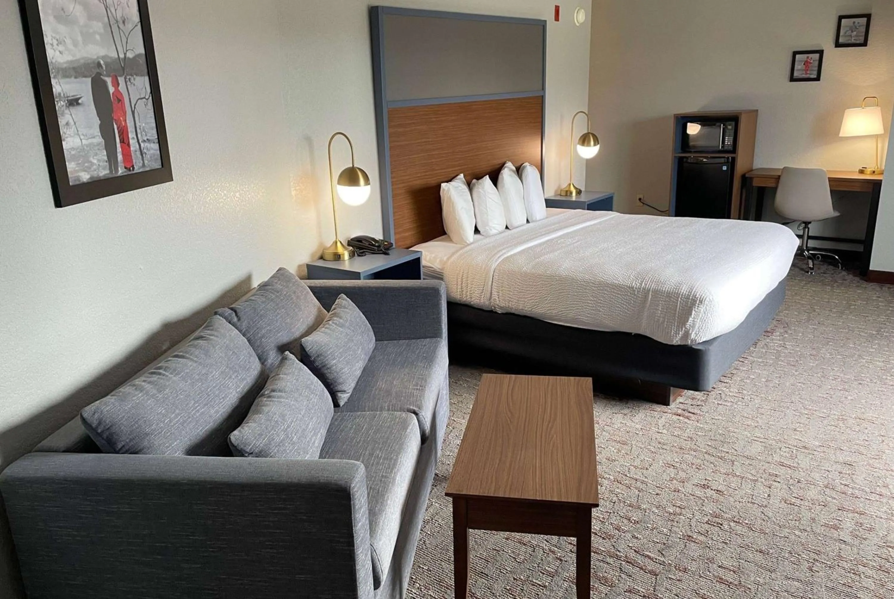 Photo of the whole room, Bed in AmericInn by Wyndham Ankeny/Des Moines