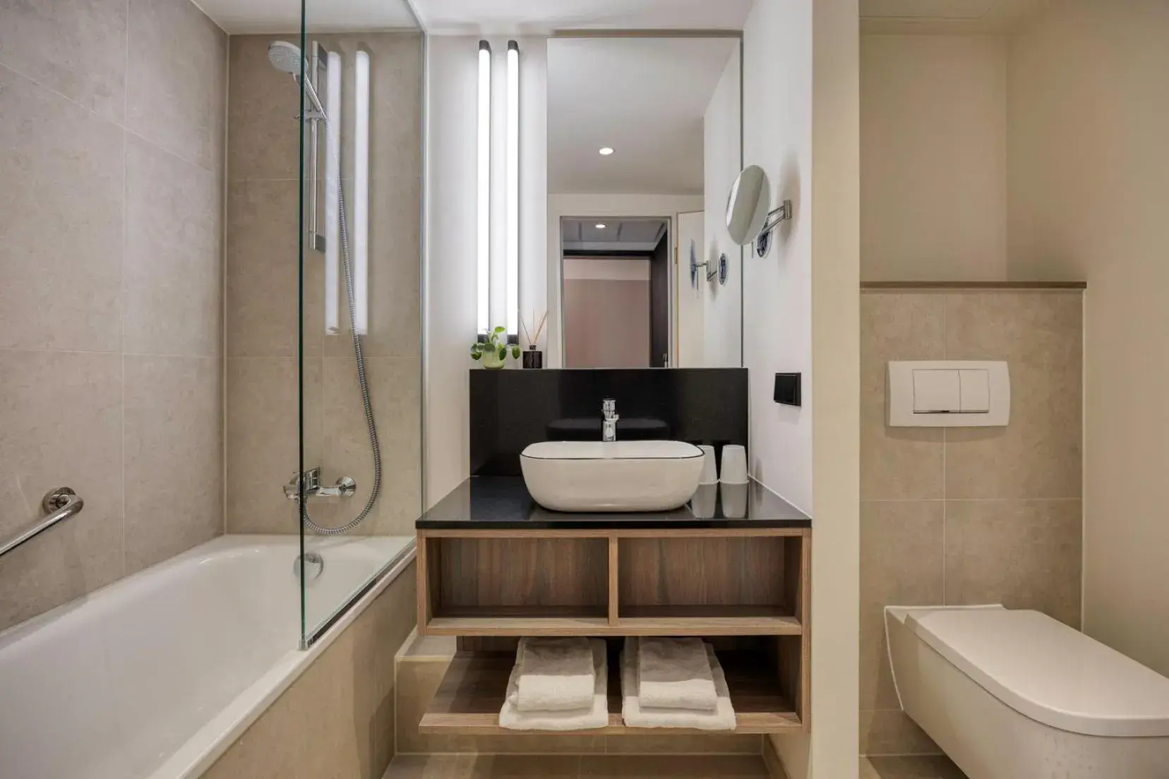 Bathroom in Citadines Kurfürstendamm Berlin Bathroom in Citadines Kurfürstendamm Berlin