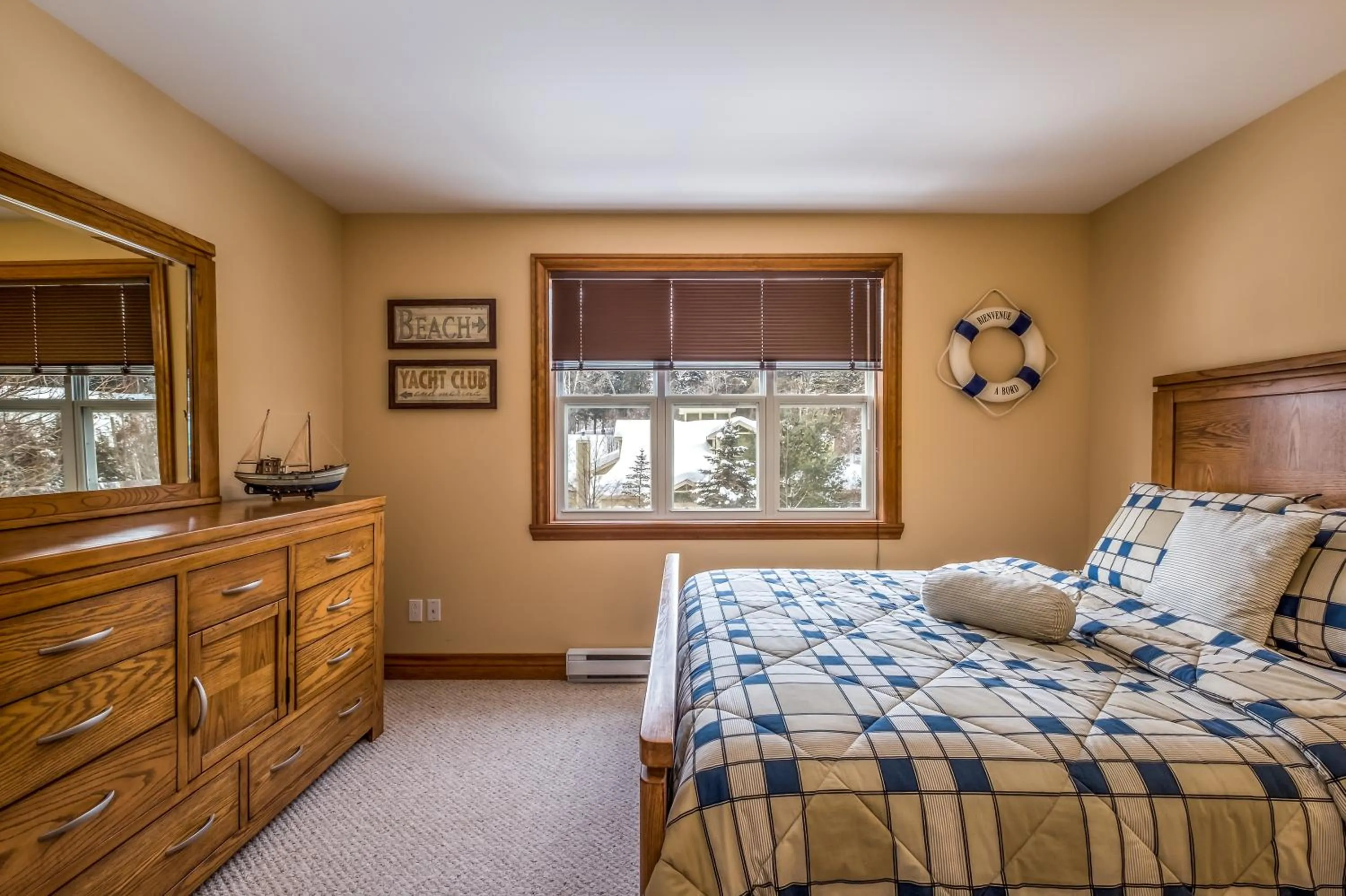 Bed in Aiglon by Rendez-Vous Mont-Tremblant