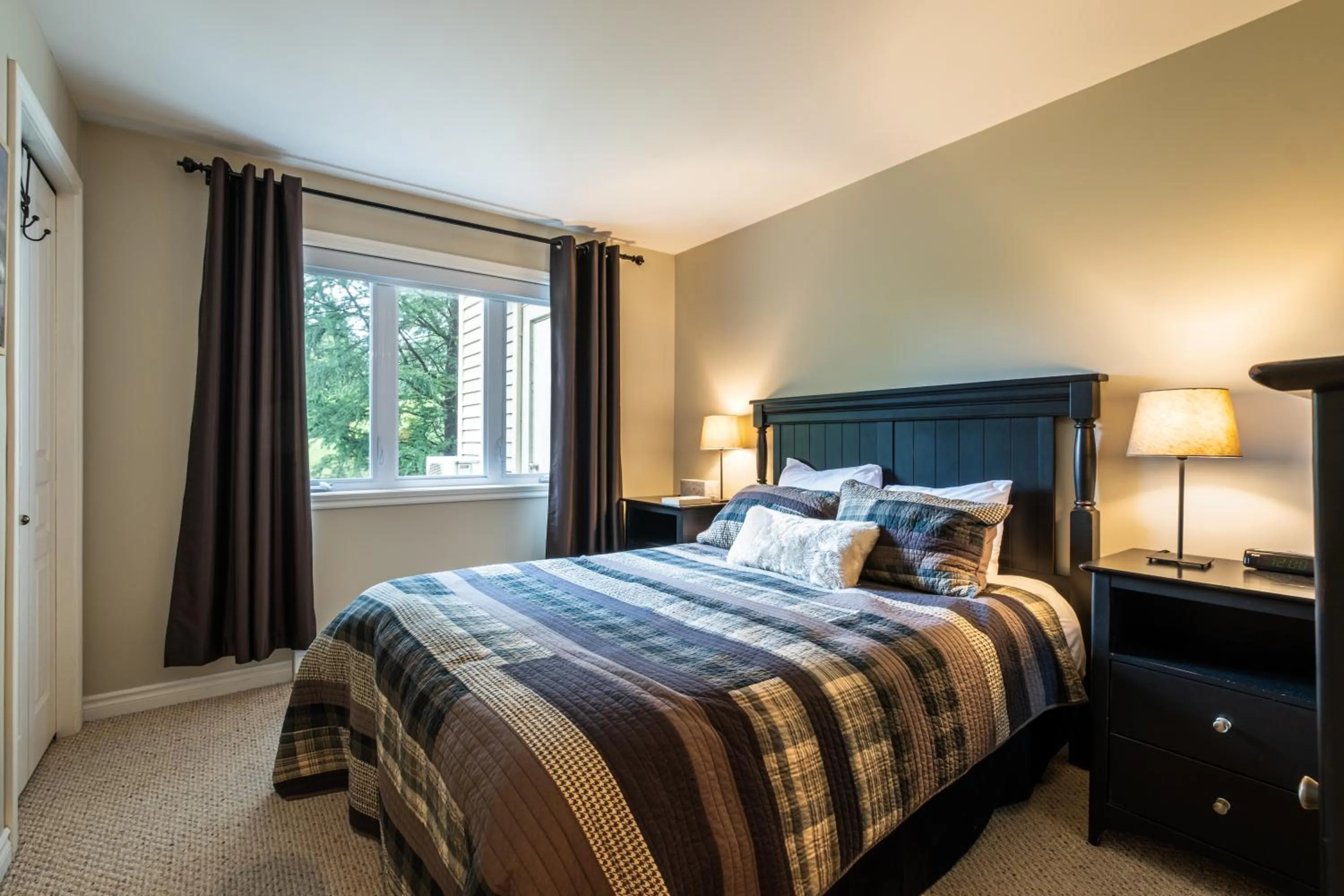 Bed in Aiglon by Rendez-Vous Mont-Tremblant