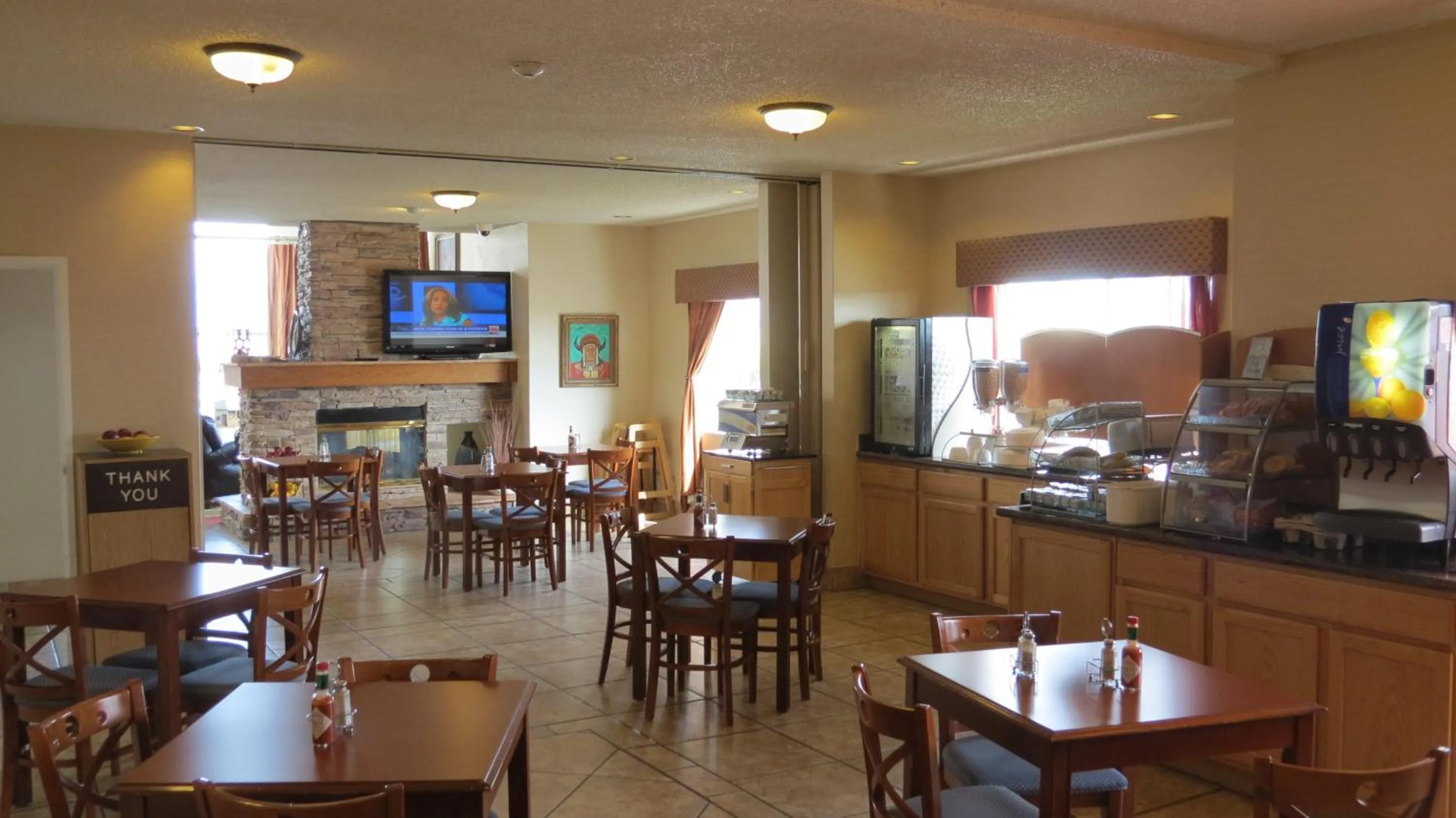 Restaurant/places to eat in Baymont Inn & Suites by Wyndham Holbrook