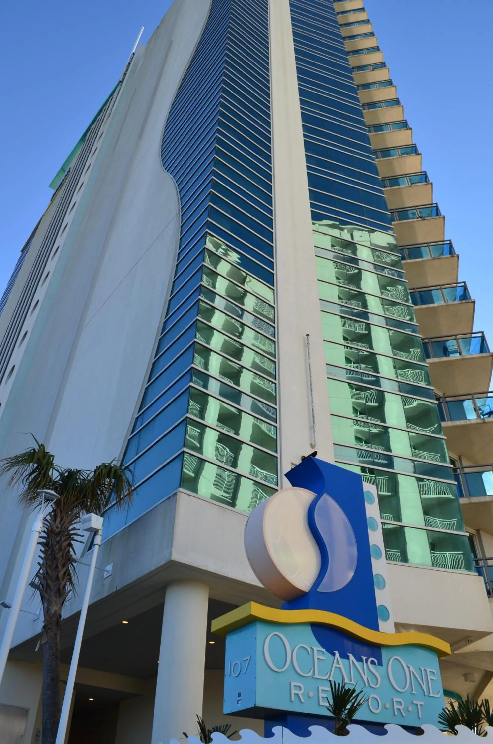 Property building in Spectacular Ocean Front Real 1 Bedroom Condo, 2 Ba