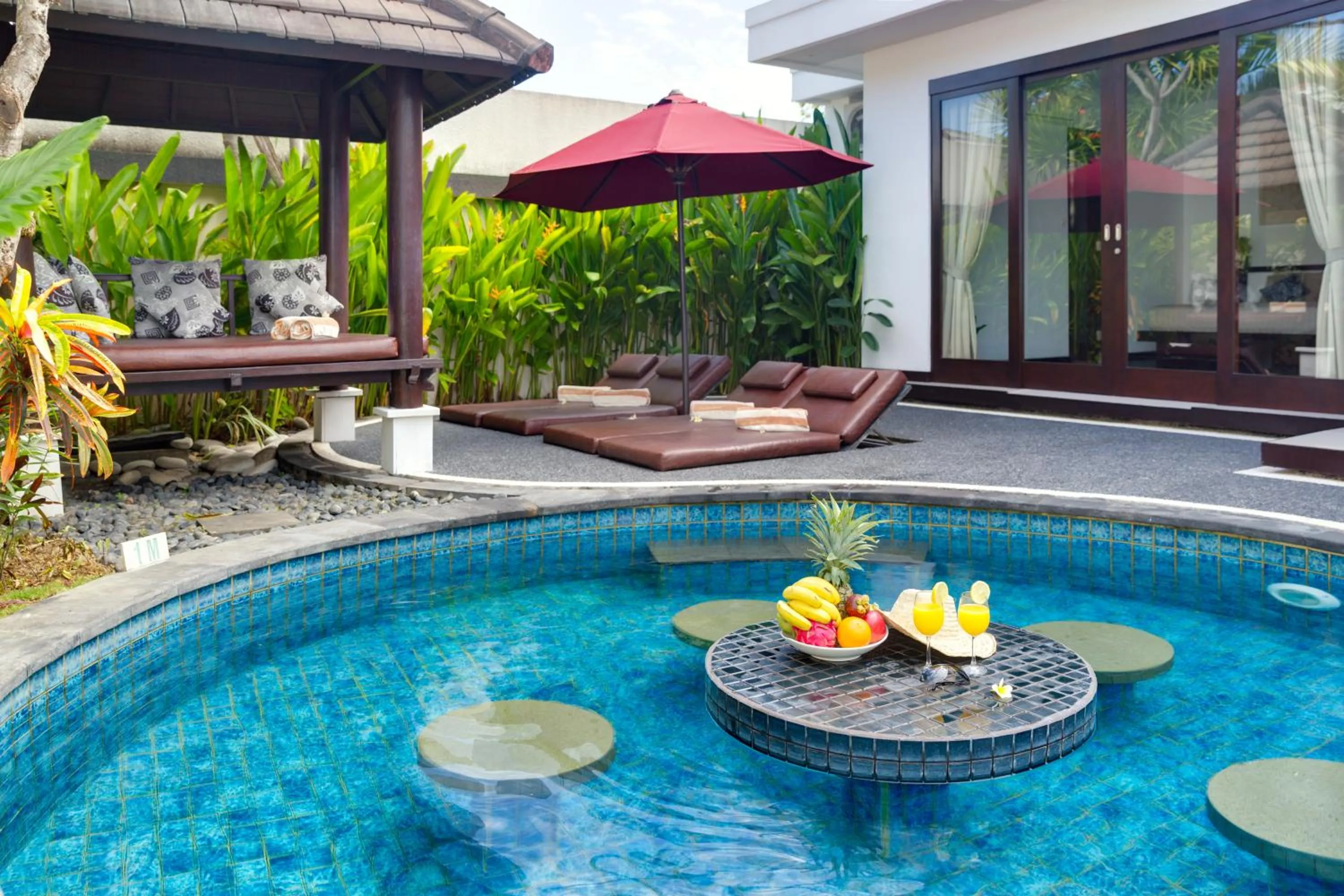Swimming pool in D&G Villas Nusa Dua