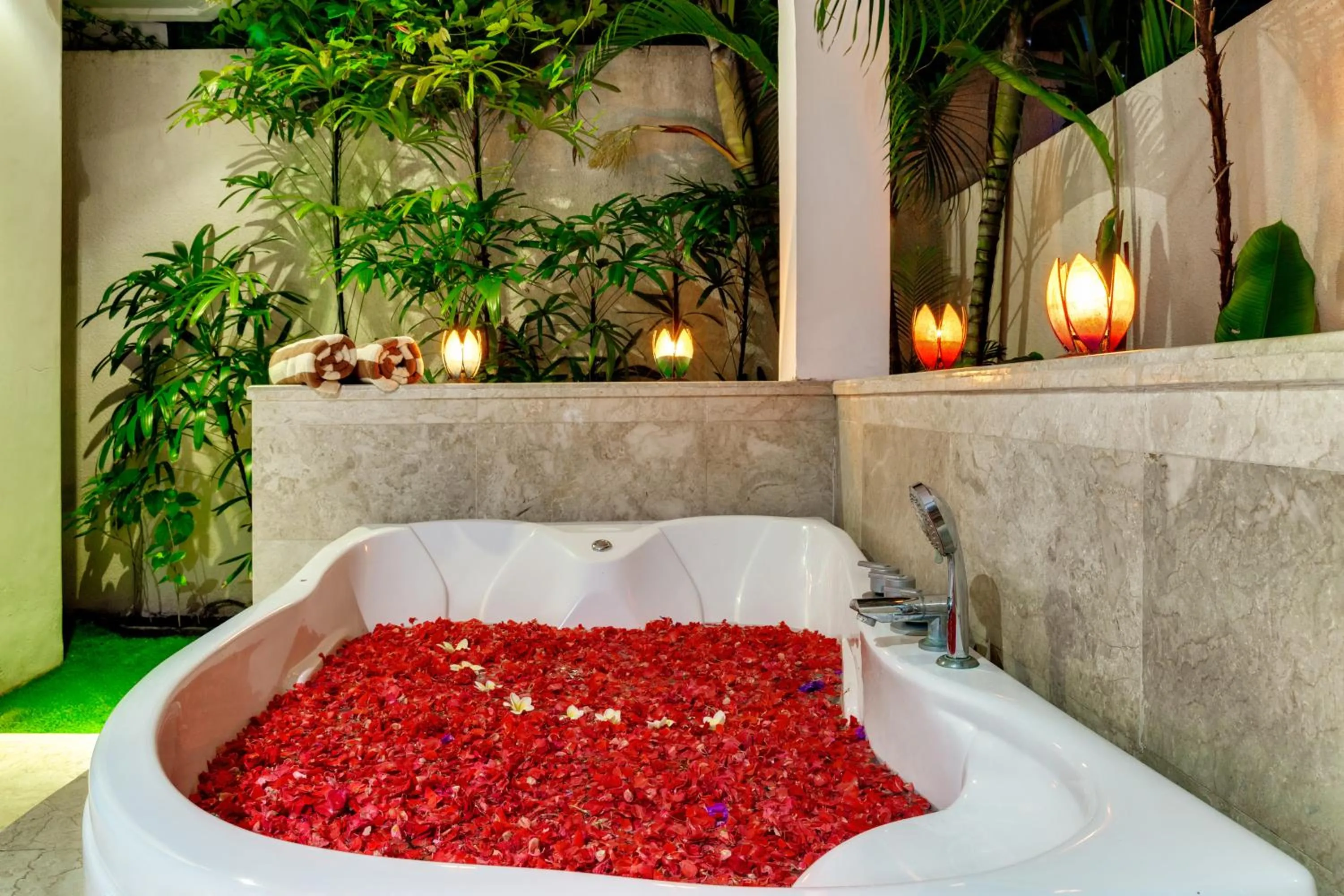 Spa and wellness centre/facilities, Bed in D&G Villas Nusa Dua