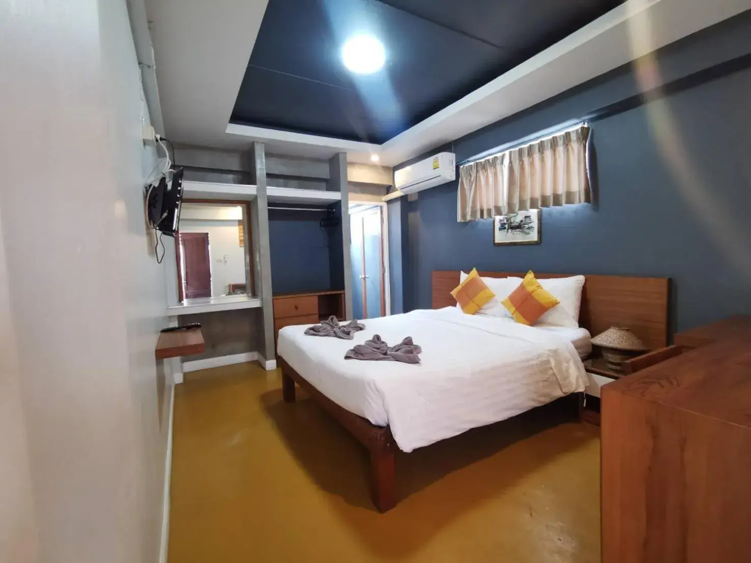 Superior King Room in L'NER chiang mai Superior King Room in L'NER chiang mai