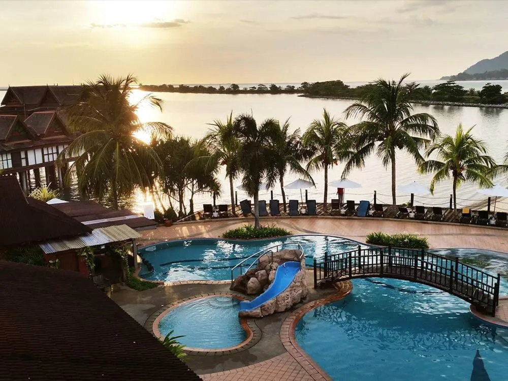 Swimming pool in THE LAGOON WATER CHALET