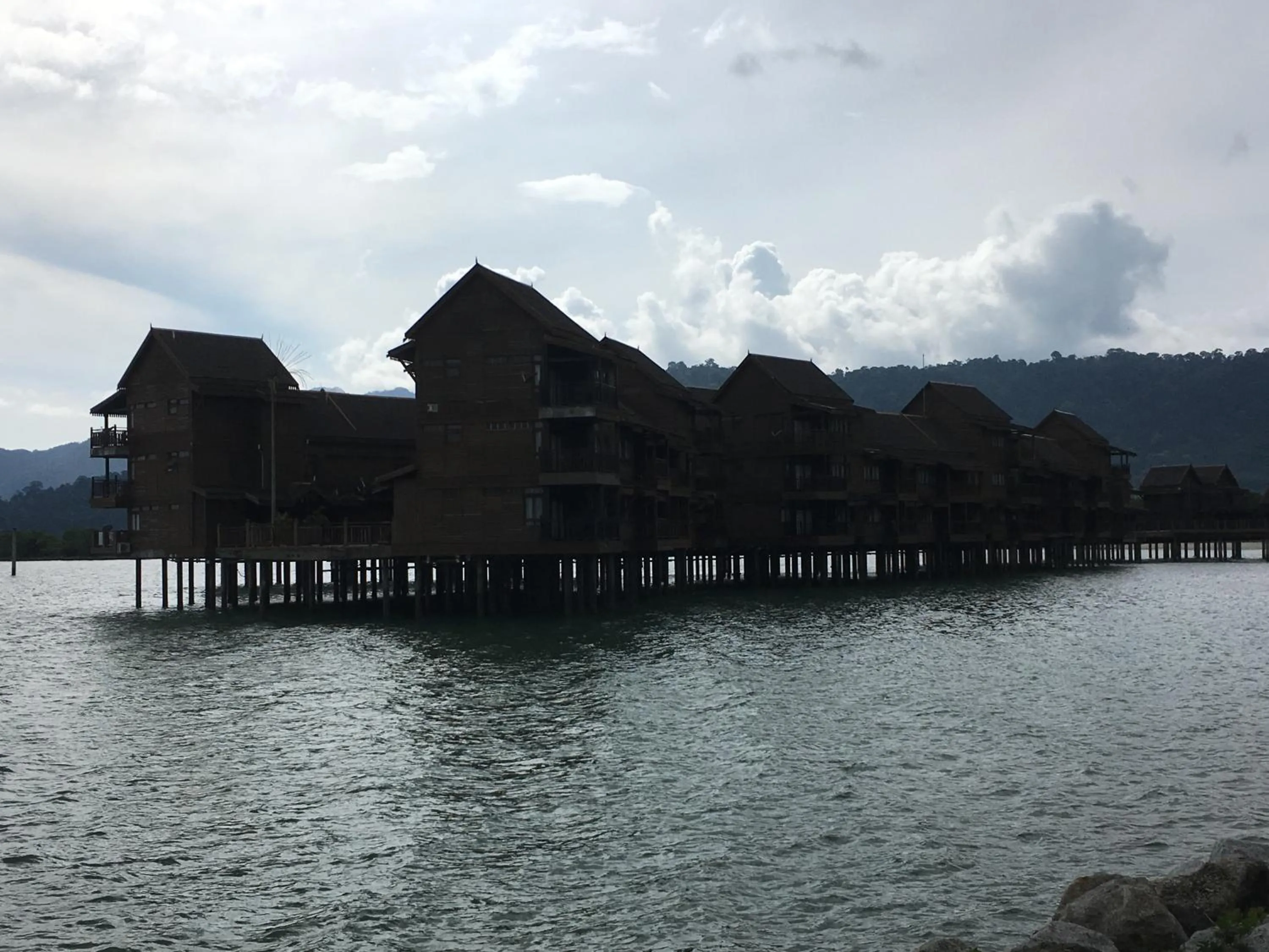 THE LAGOON WATER CHALET