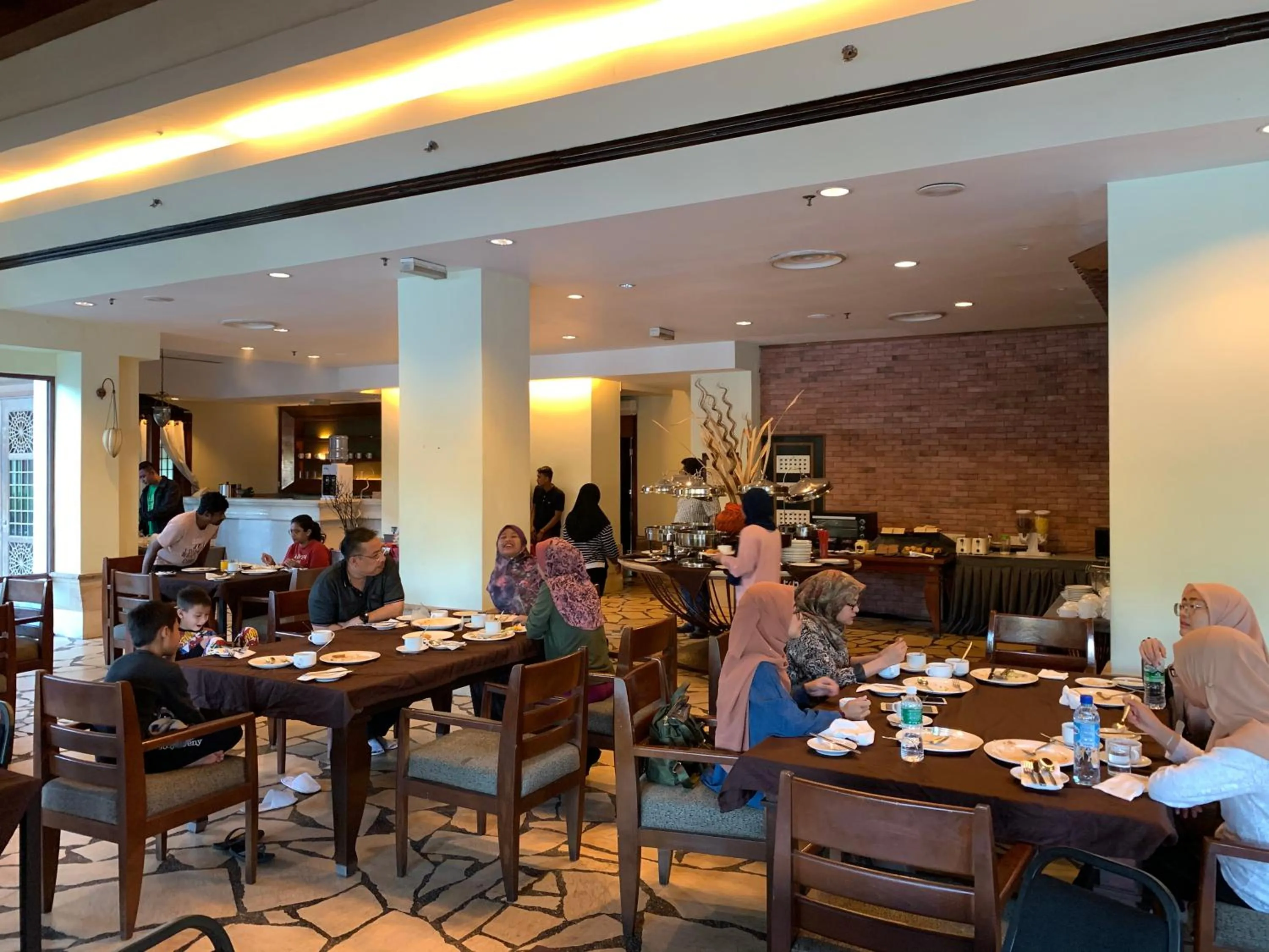 Restaurant/places to eat in THE LAGOON WATER CHALET