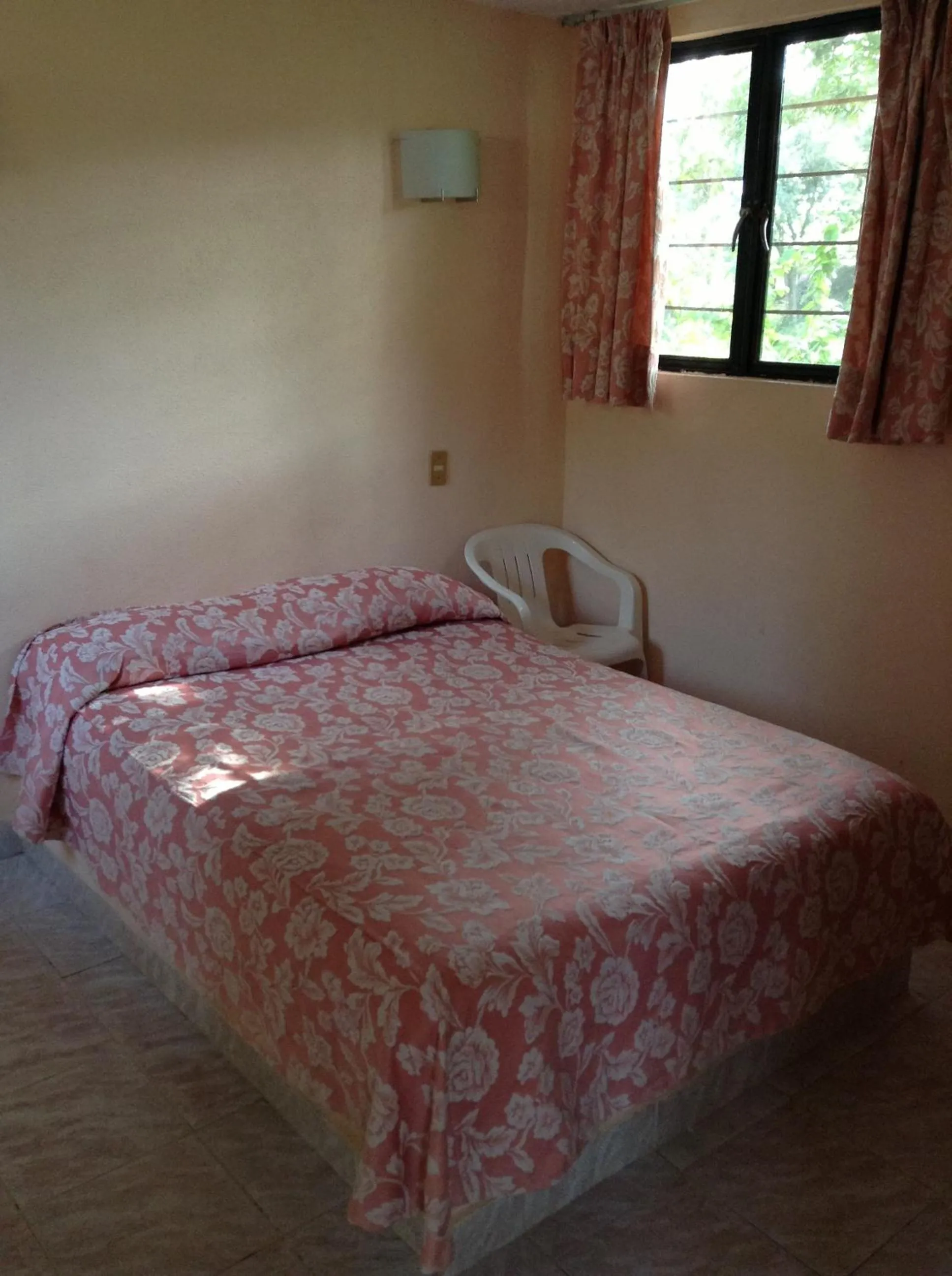 Photo of the whole room, Bed in Hotel Tecozautla