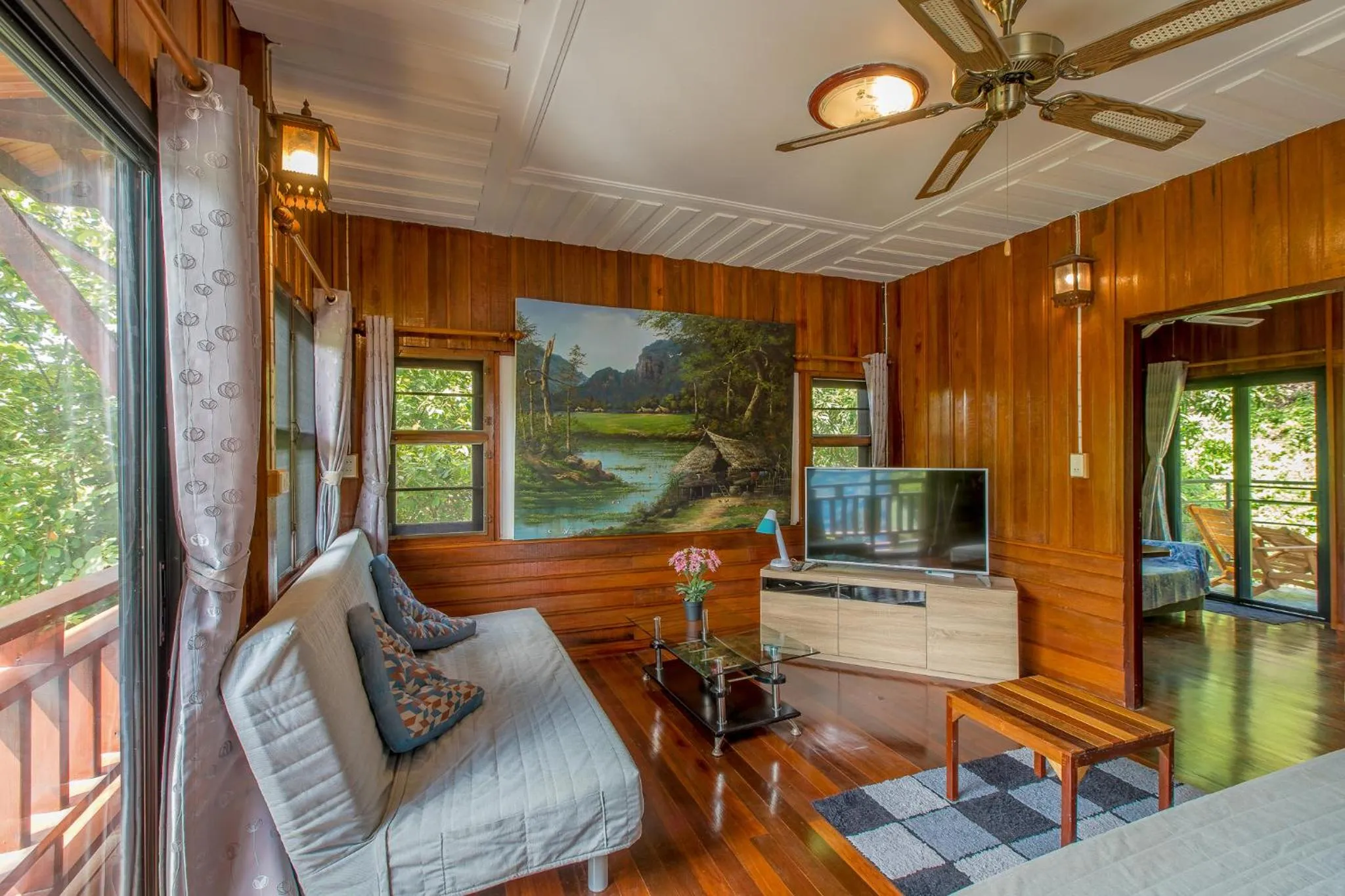 Living room in Penthouse Crystal Bay Apartments