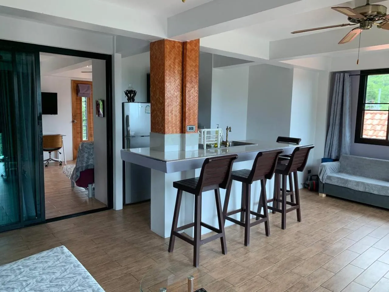 Kitchen or kitchenette in Penthouse Crystal Bay Apartments