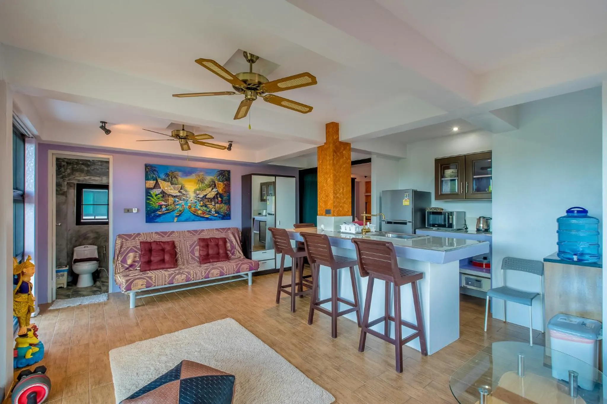 Kitchen or kitchenette in Penthouse Crystal Bay Apartments