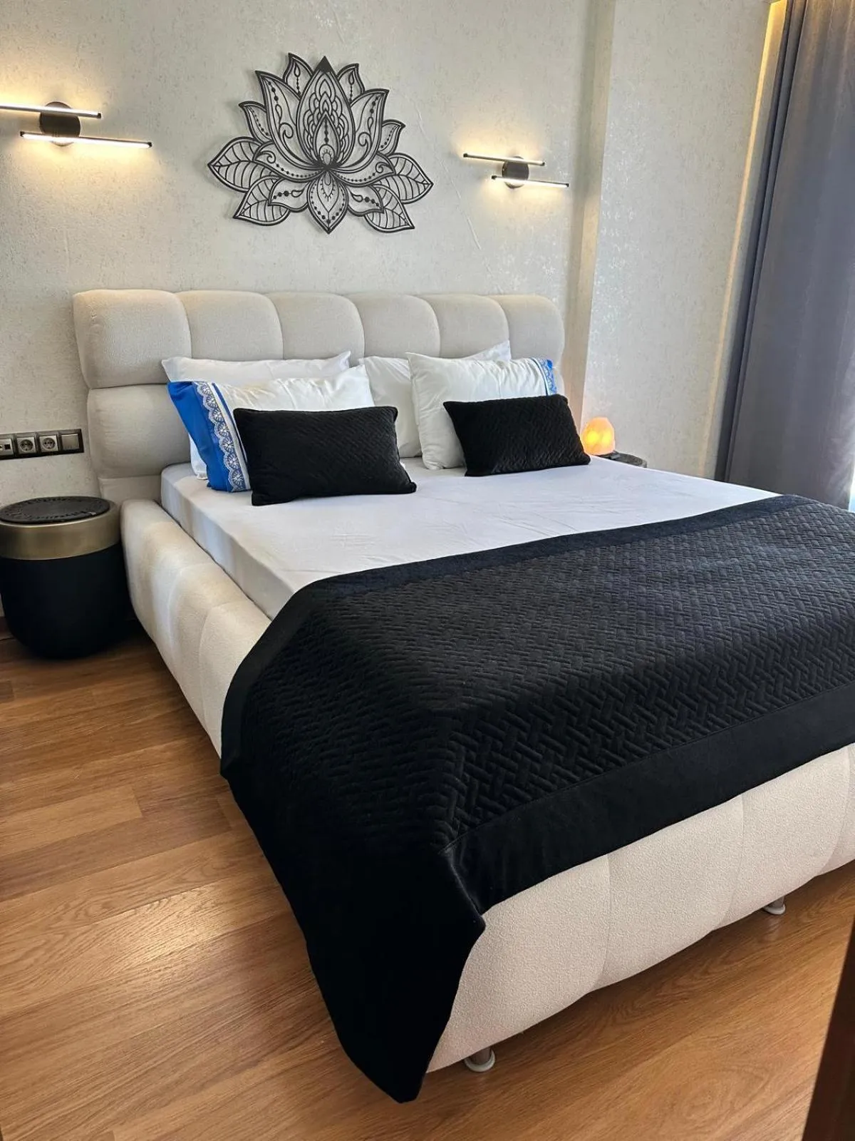 Bed in SABİHA GOKCEN İSTANBUL HOUSES Airport