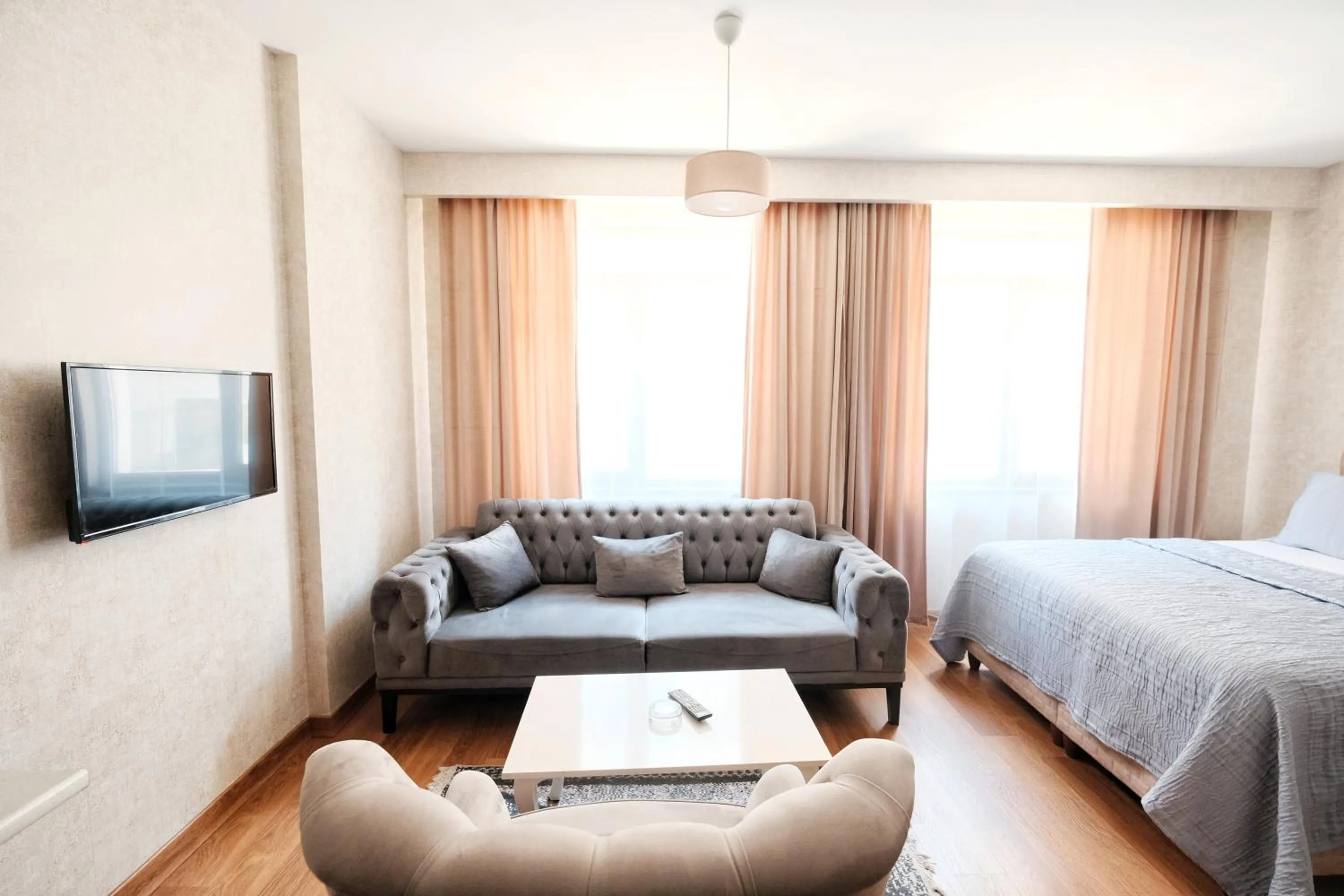 Bed in SABİHA GOKCEN İSTANBUL HOUSES Airport