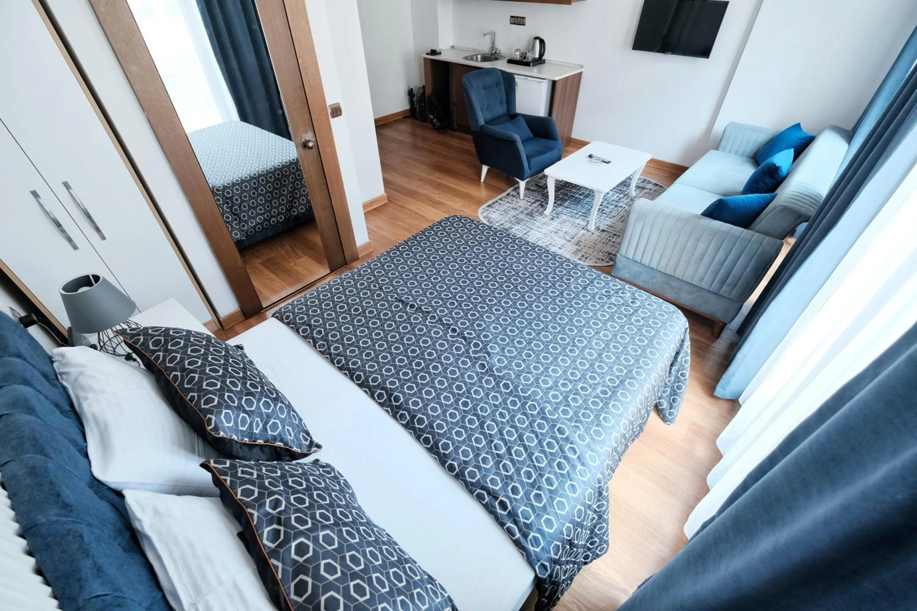 Bed in SABİHA GOKCEN İSTANBUL HOUSES Airport