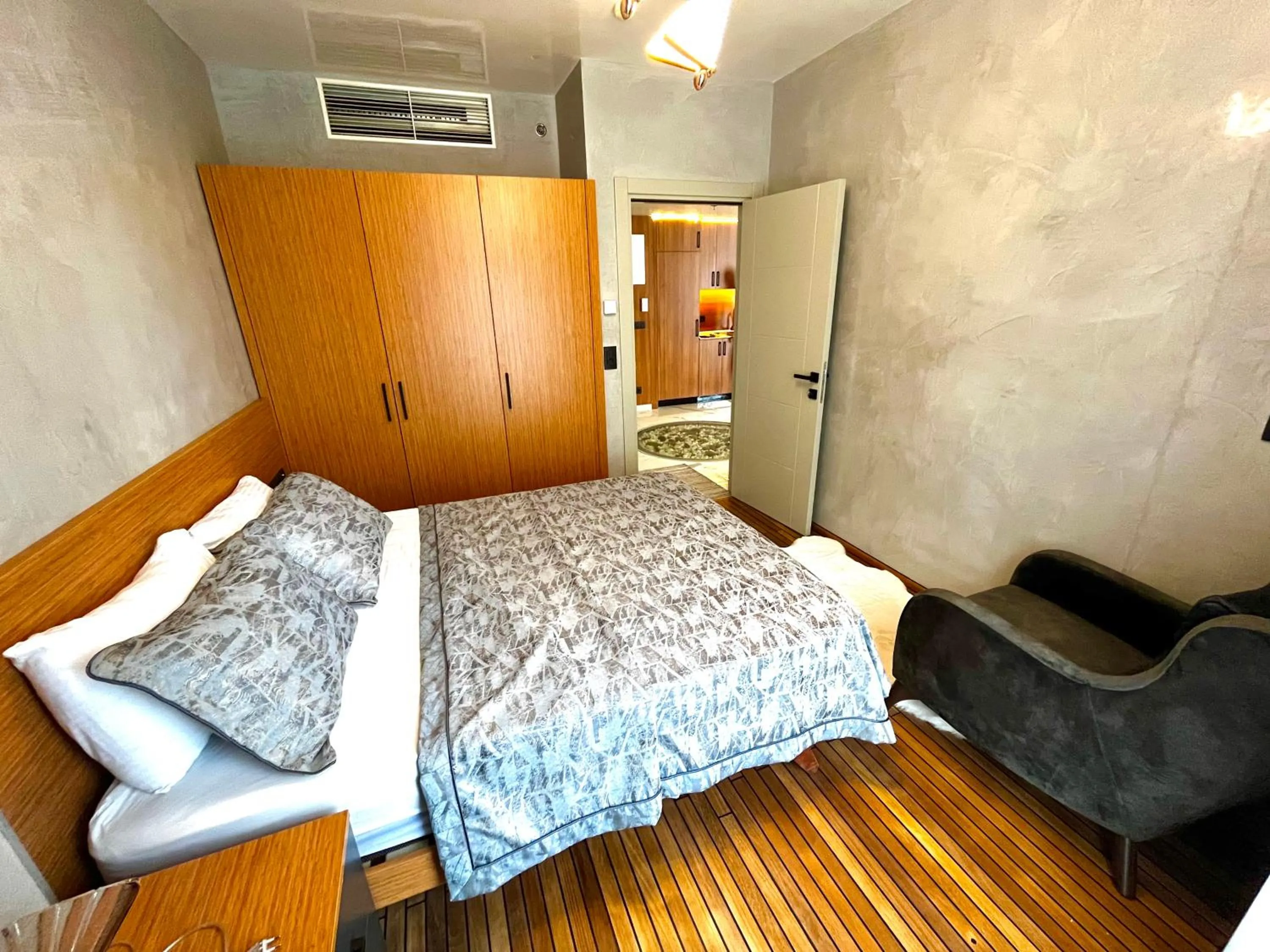 Bed in SABİHA GOKCEN İSTANBUL HOUSES Airport