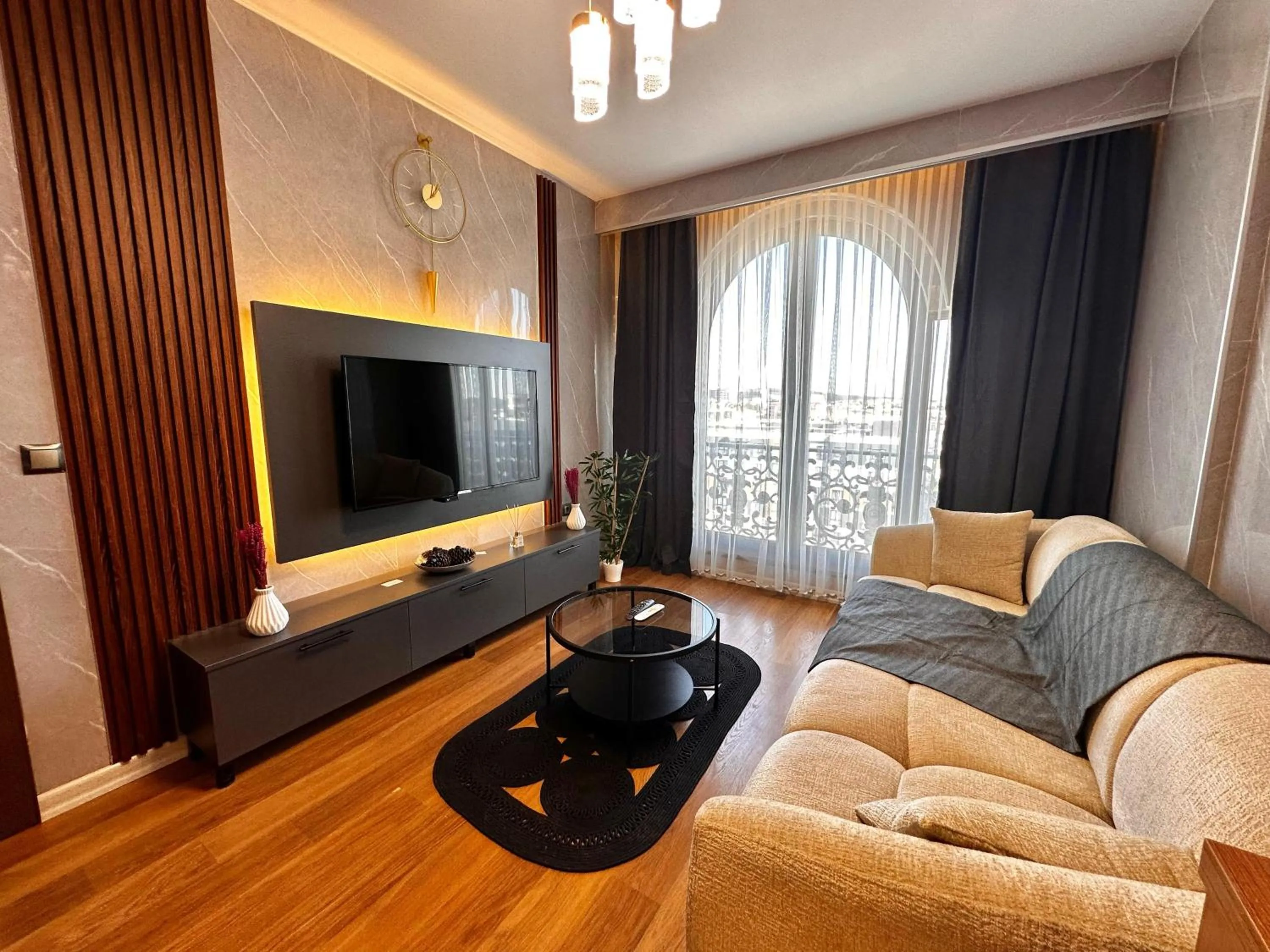 SABİHA GOKCEN İSTANBUL HOUSES Airport