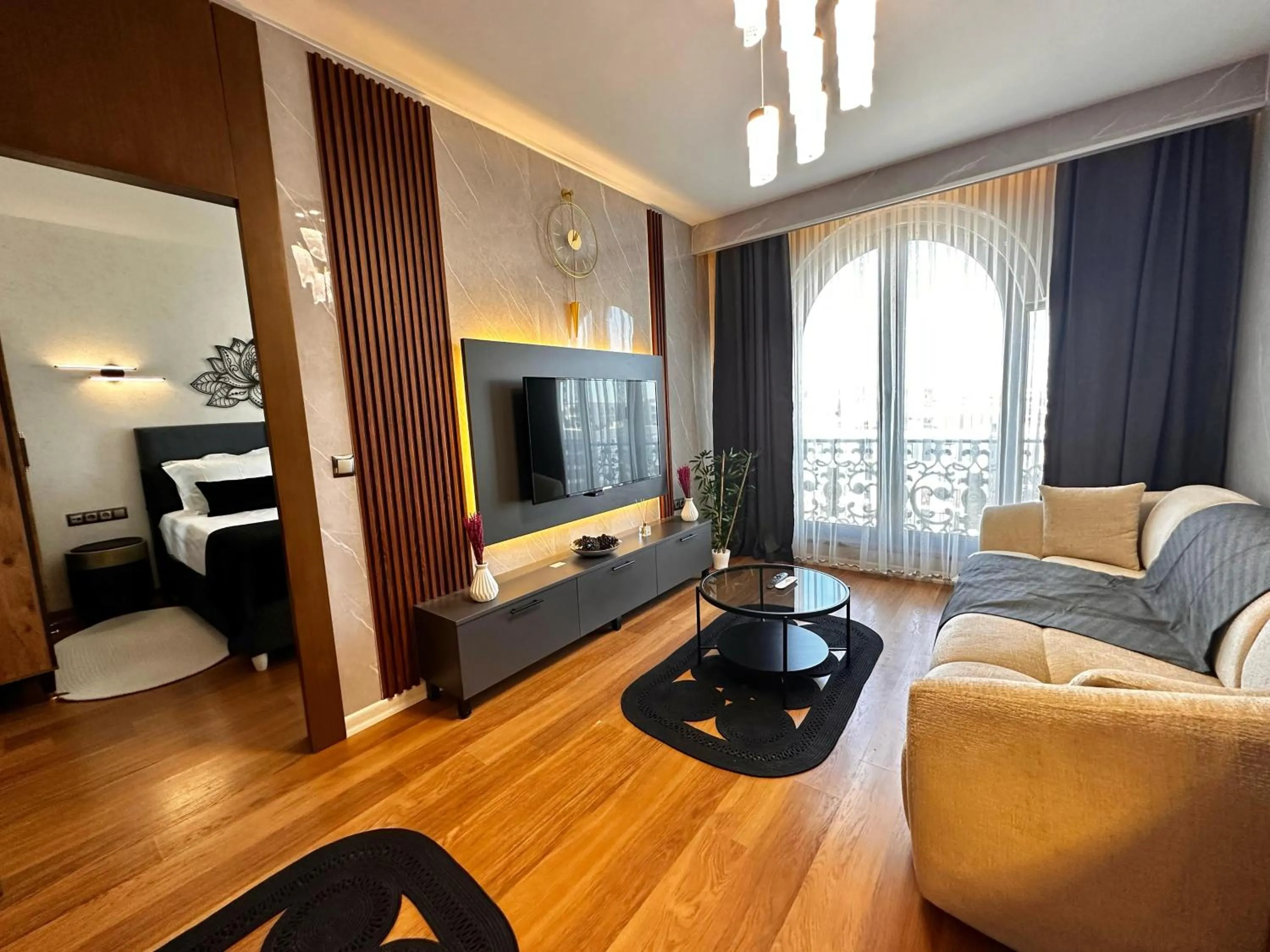 SABİHA GOKCEN İSTANBUL HOUSES Airport