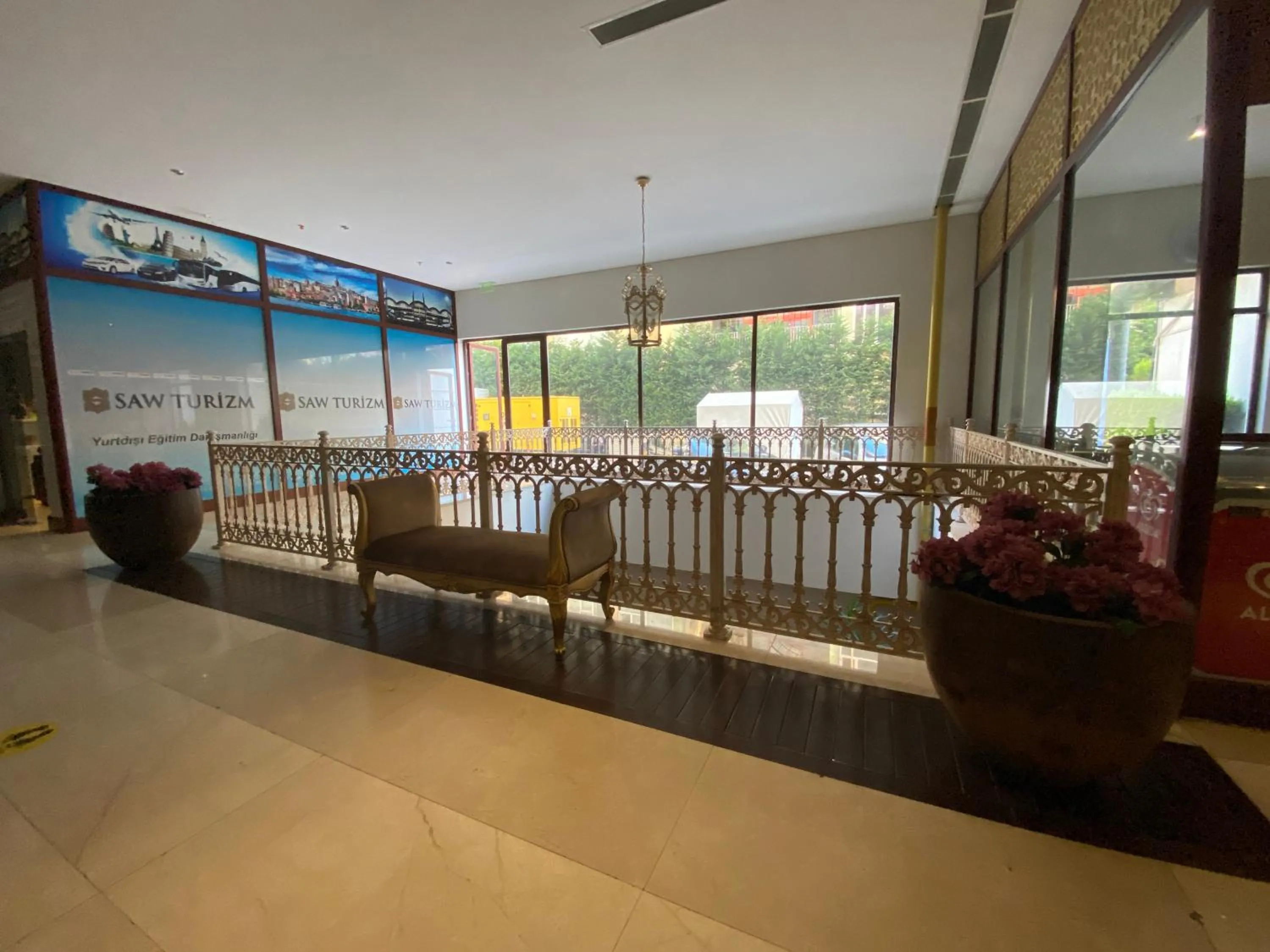 SABİHA GOKCEN İSTANBUL HOUSES Airport