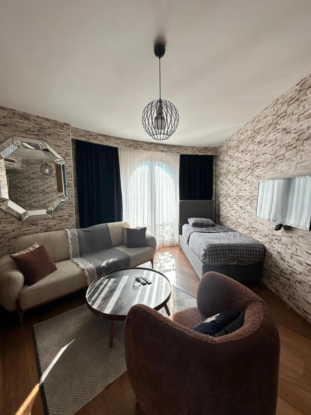 Bed in SABİHA GOKCEN İSTANBUL HOUSES Airport