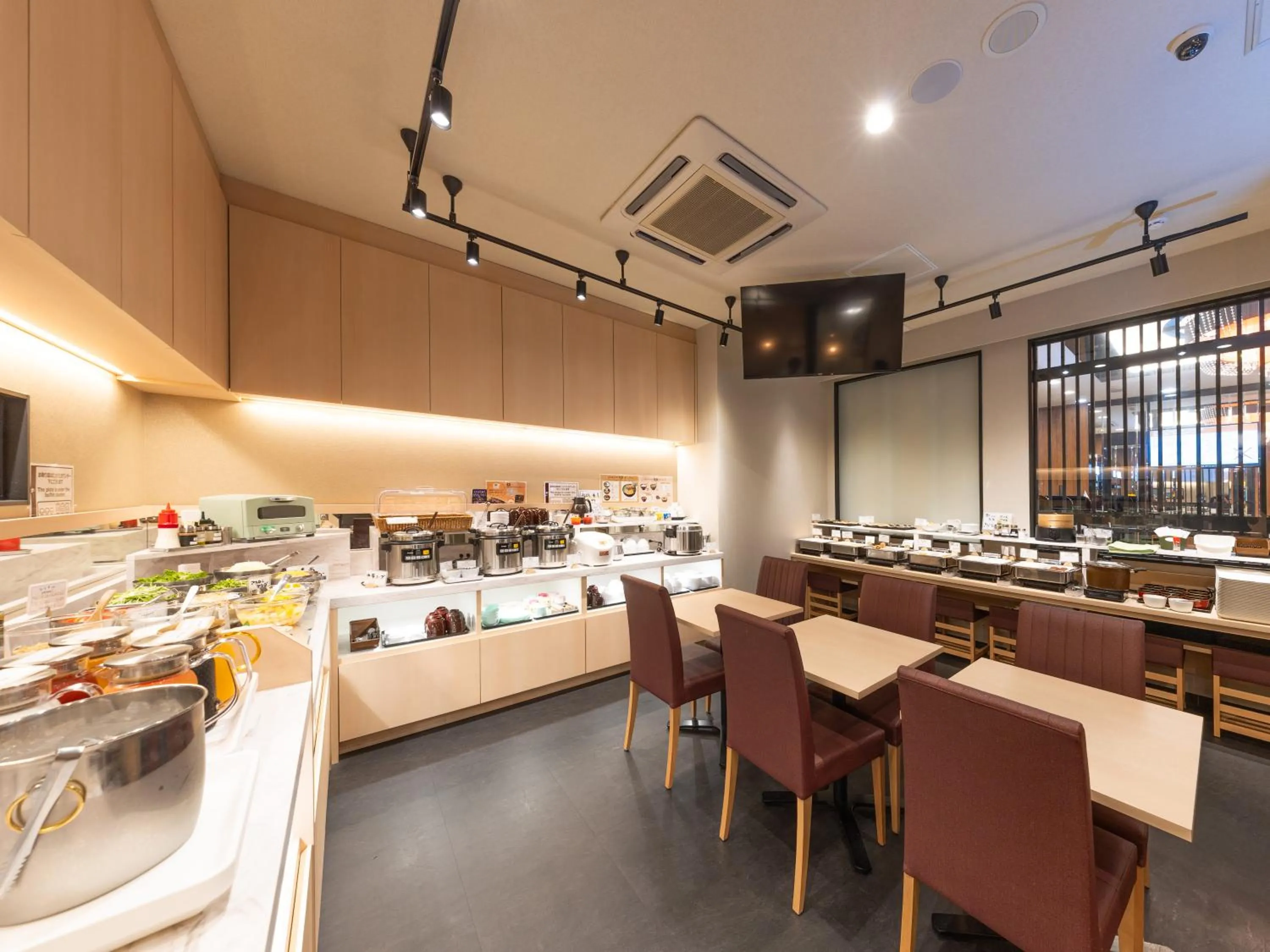 Restaurant/places to eat in APA Hotel Kagoshima Chuo Ekimae