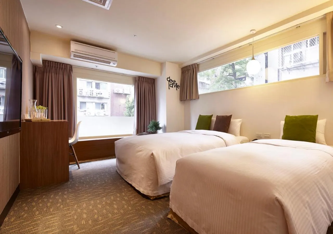 Bed in Via Loft Hotel