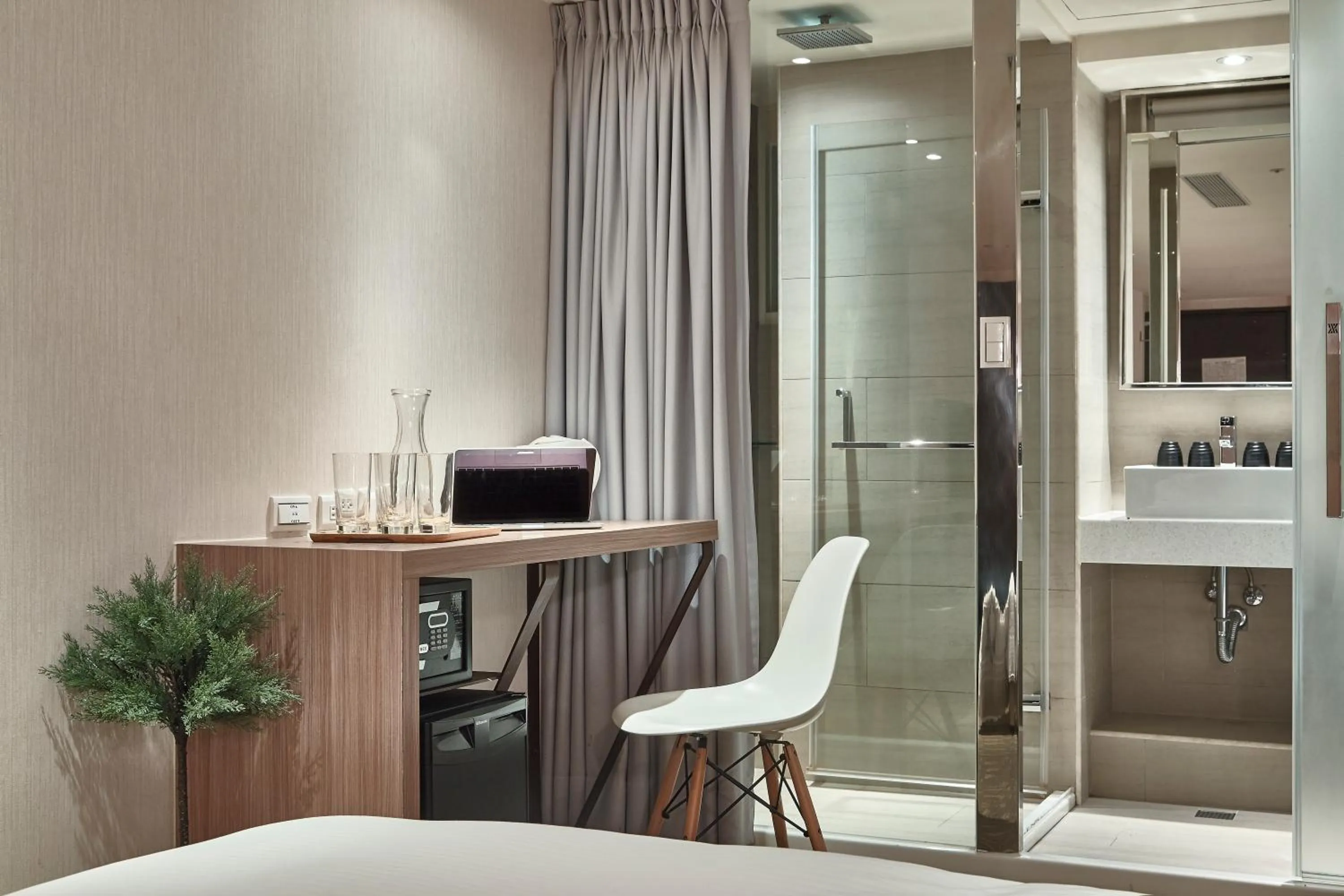 Bathroom in Via Loft Hotel