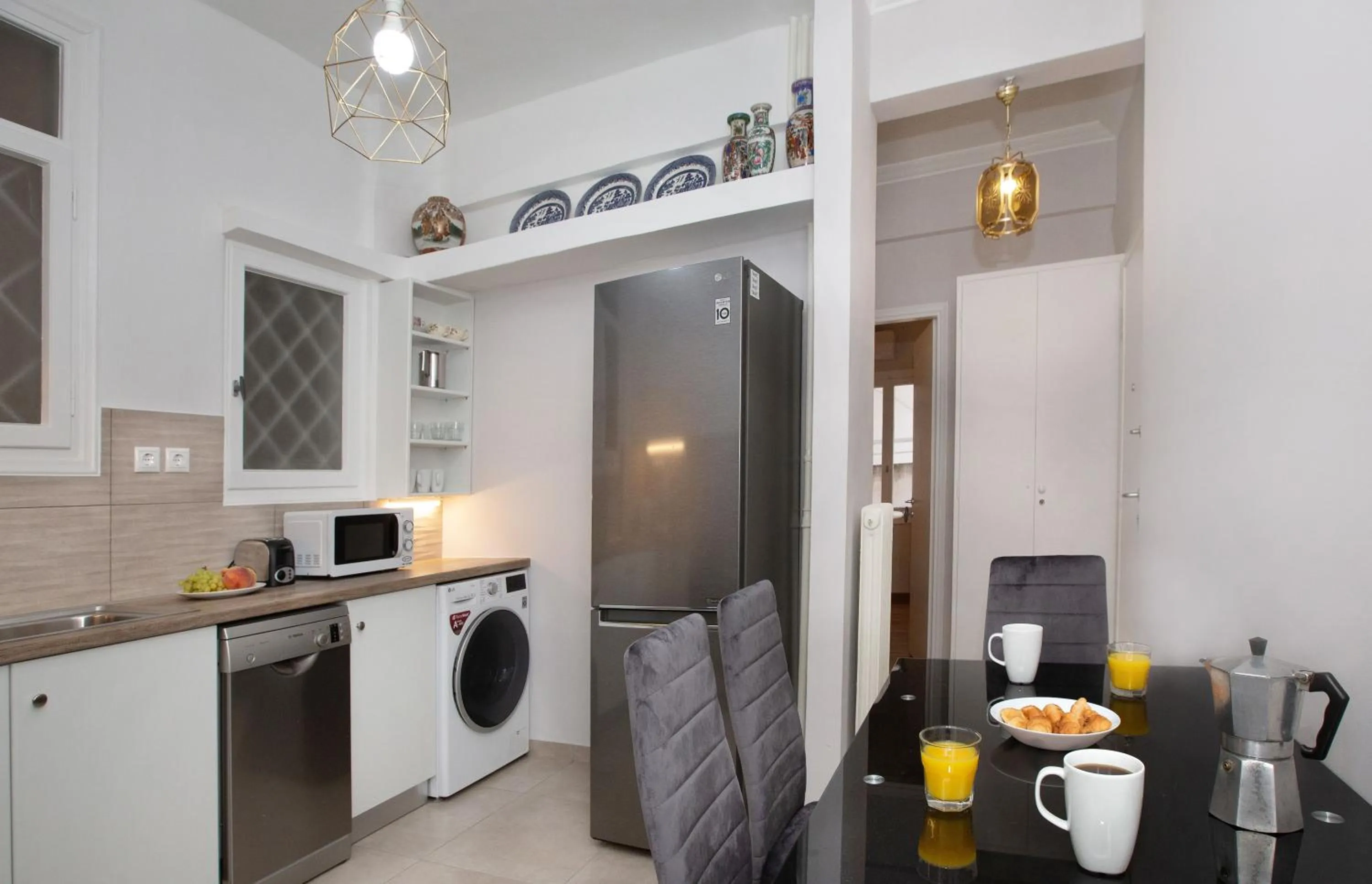 Kitchen or kitchenette in Isora Apartment by GHH