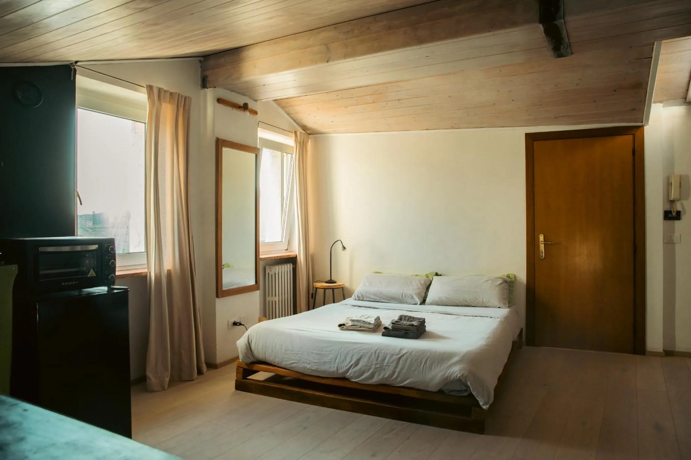 Bedroom in CA11 - Apartments