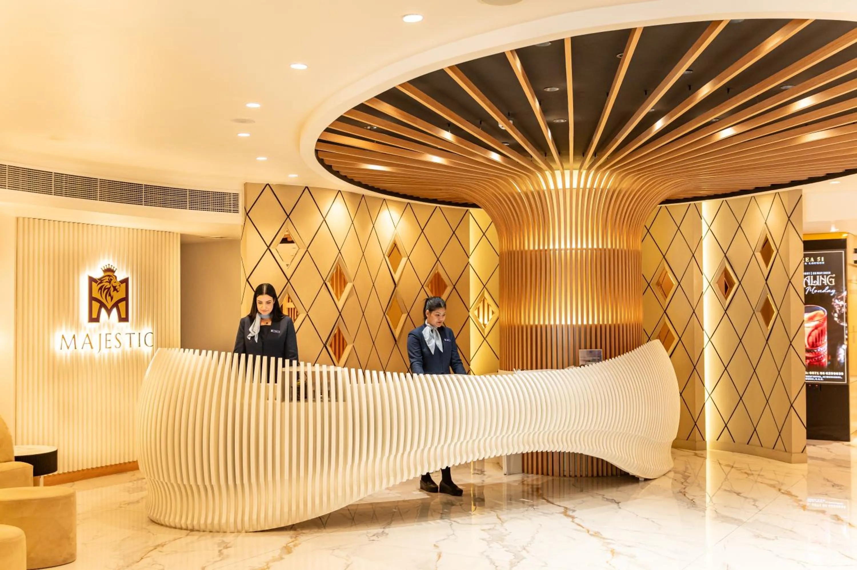 Lobby or reception in Majestic City Retreat Hotel