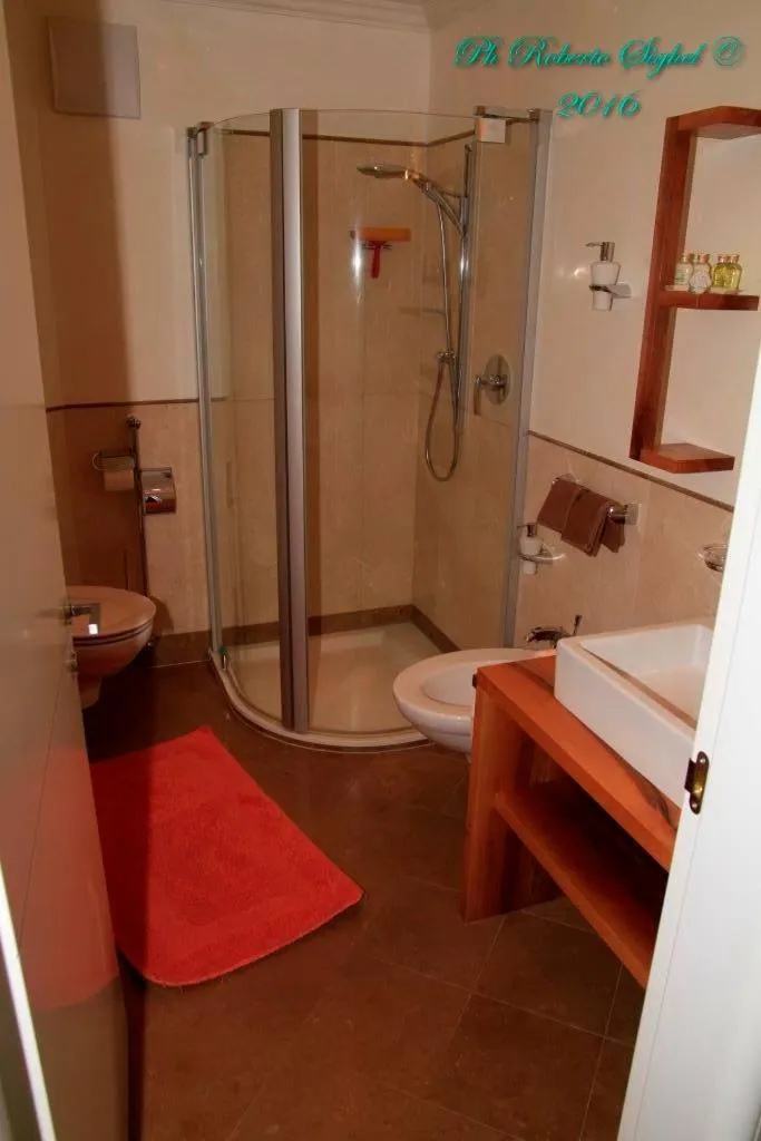 Bathroom in Villa Anina