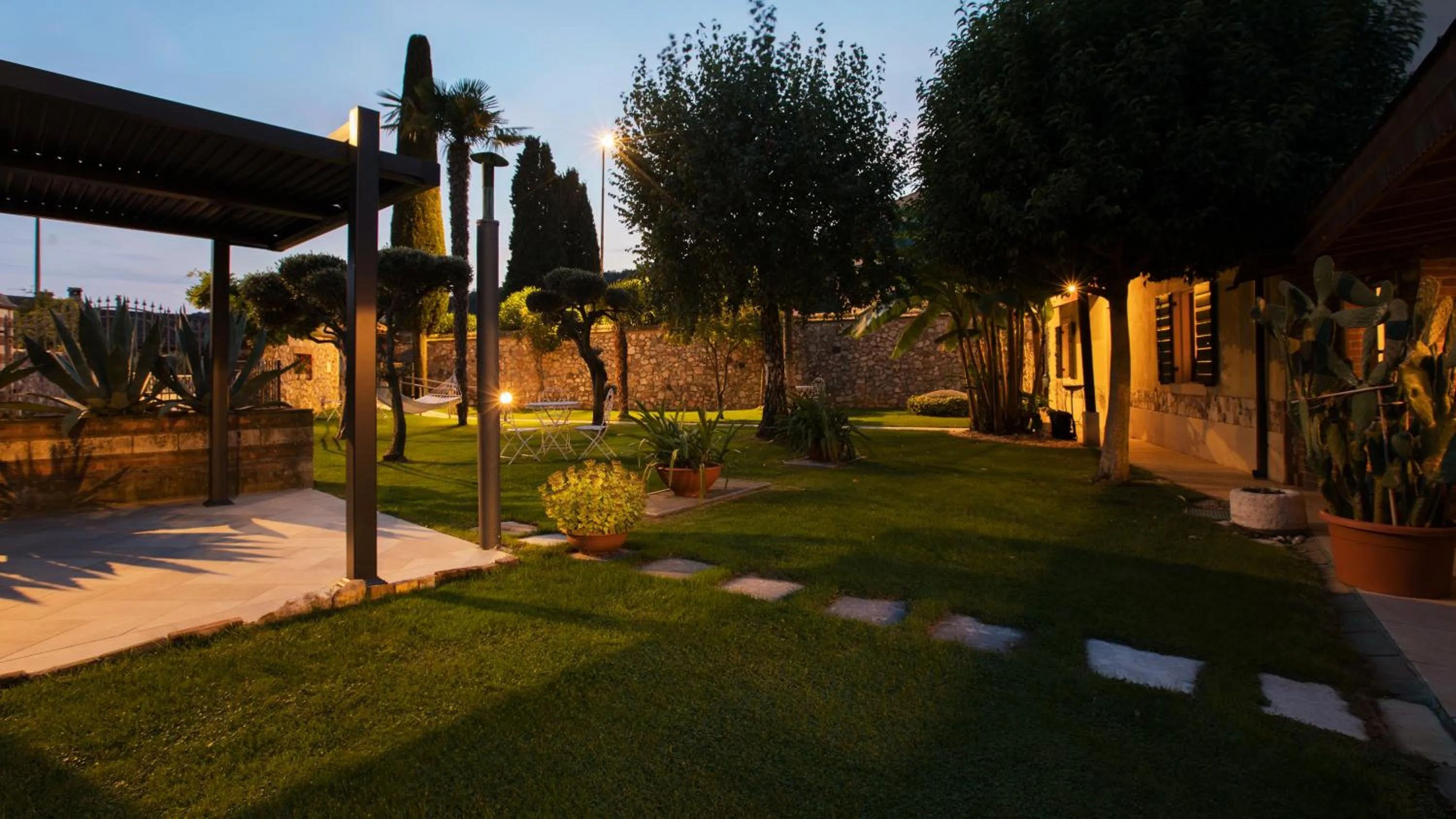 Garden in B&B Antico Borgo Marcemigo