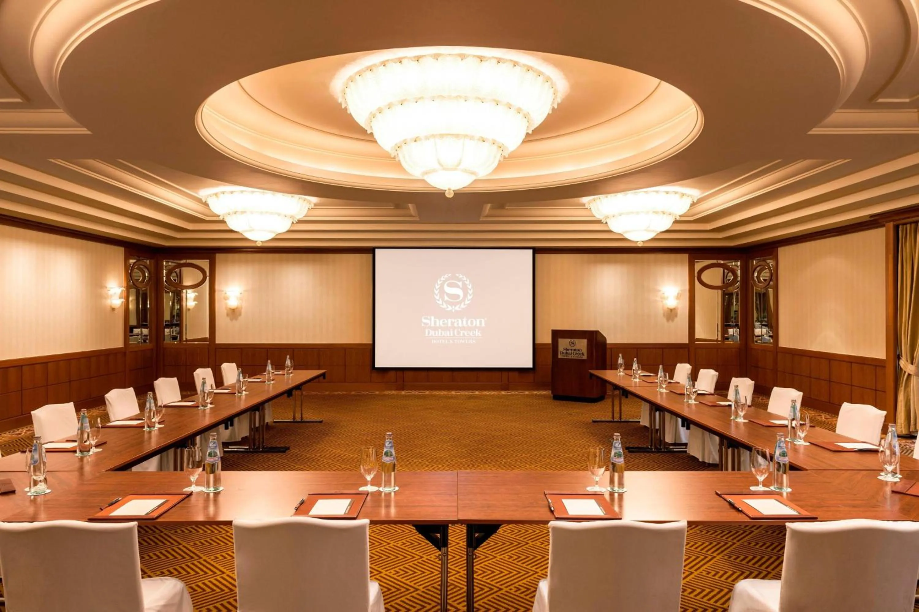 Meeting/conference room in Sheraton Dubai Creek Hotel & Towers