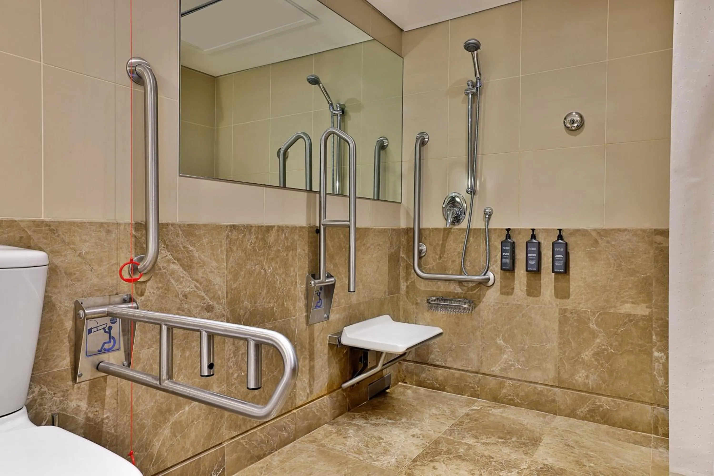 Bathroom in Sheraton Dubai Creek Hotel & Towers