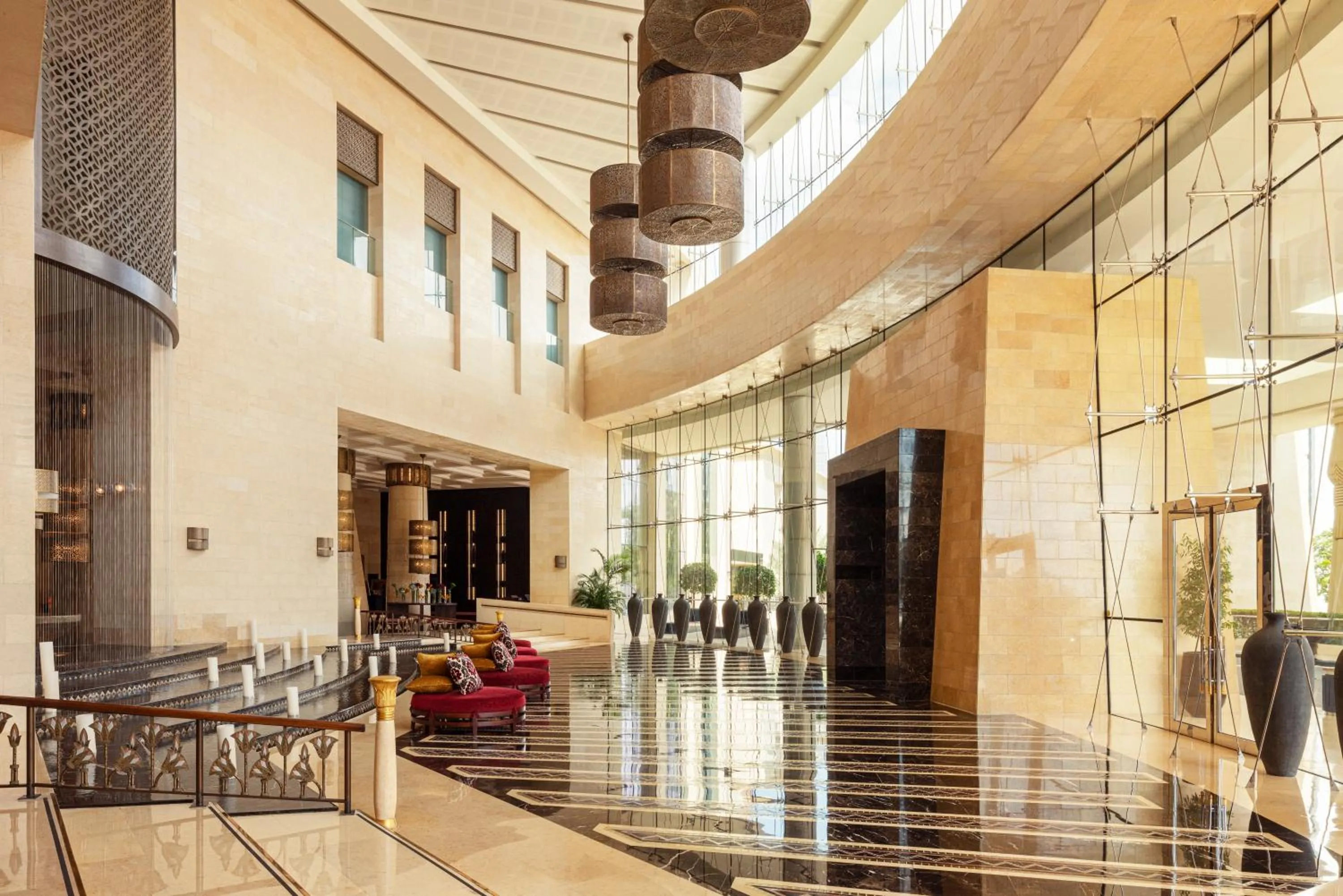 Lobby or reception in Raffles Dubai