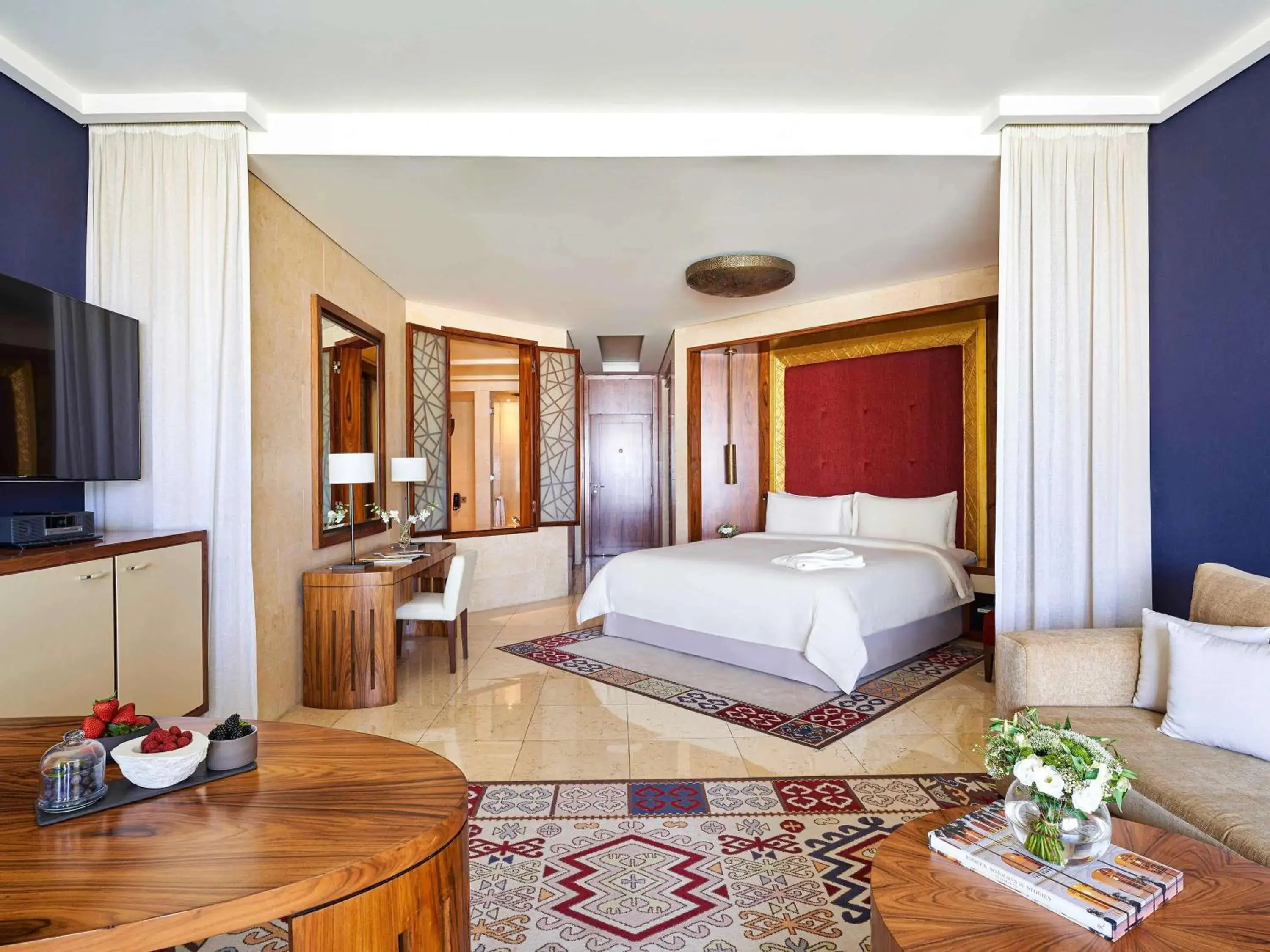 Bedroom, Bed in Raffles Dubai Bedroom, Bed in Raffles Dubai