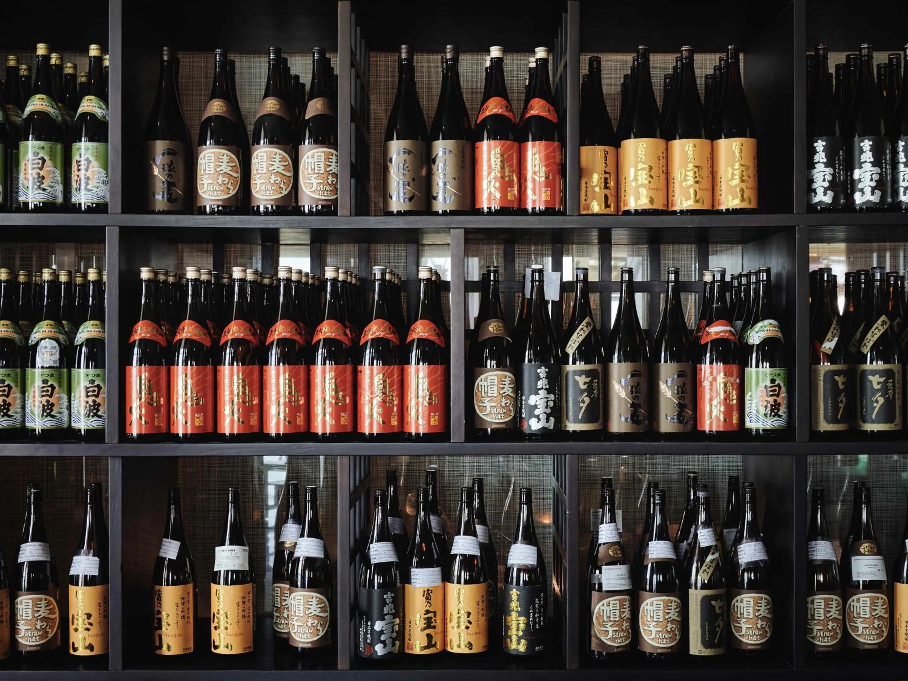 Restaurant/places to eat in Raffles Dubai