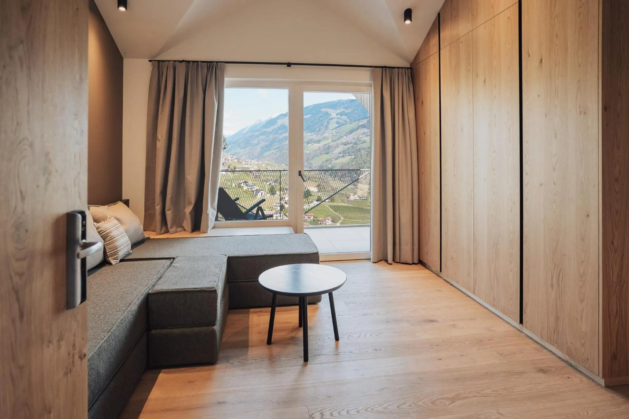 Living room, Bed in Hotel Lisetta